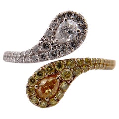 Gorgeous 1.1 Ct 18k White Gold Fancy Yellow 
White Natural Diamond Split Ring