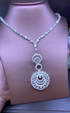 Collana in oro 18K con diamanti naturali certificati da 11,50 carati