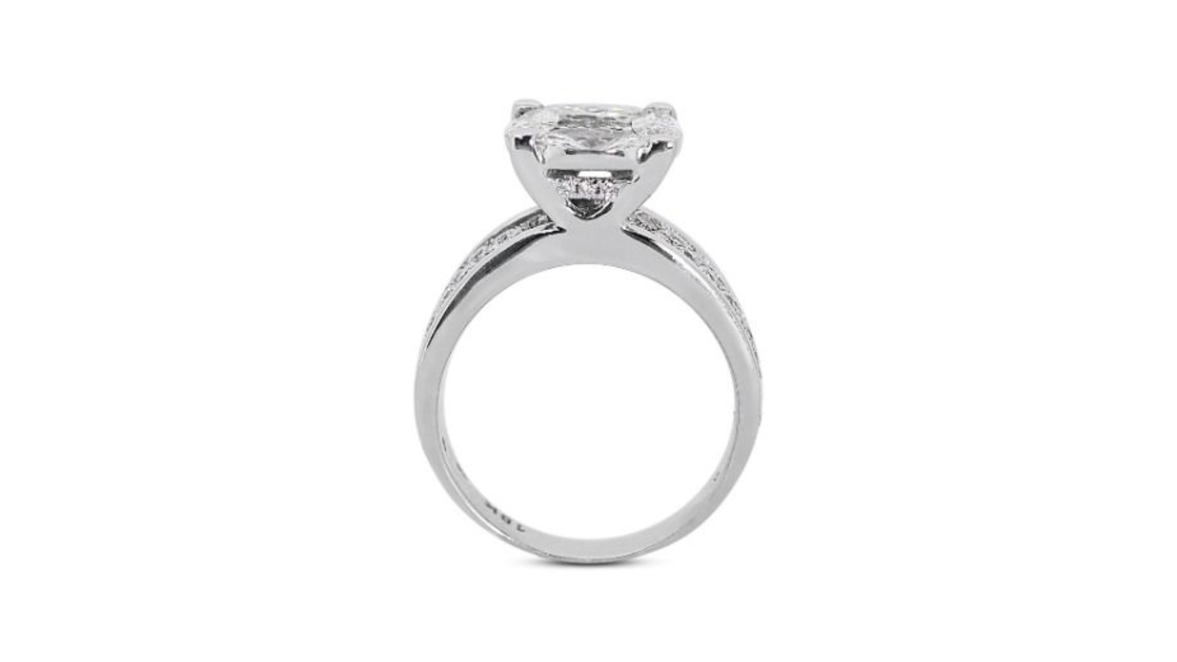 Gorgeous 1.20ct. Marquise Brilliant Pave Diamond Ring For Sale 2