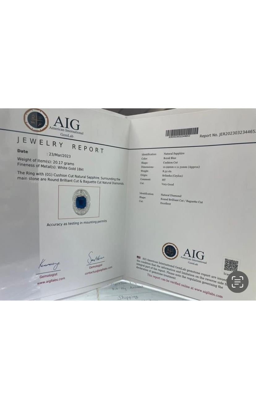 AIG Certified 8.50 Carats Royal Blue Sapphire  3.90 Ct Diamonds 18K Gold Ring  For Sale 1