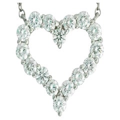 Gorgeous 1.28 Cts F/VS1 Round Brilliant Diamonds Heart Necklace 18K White Gold