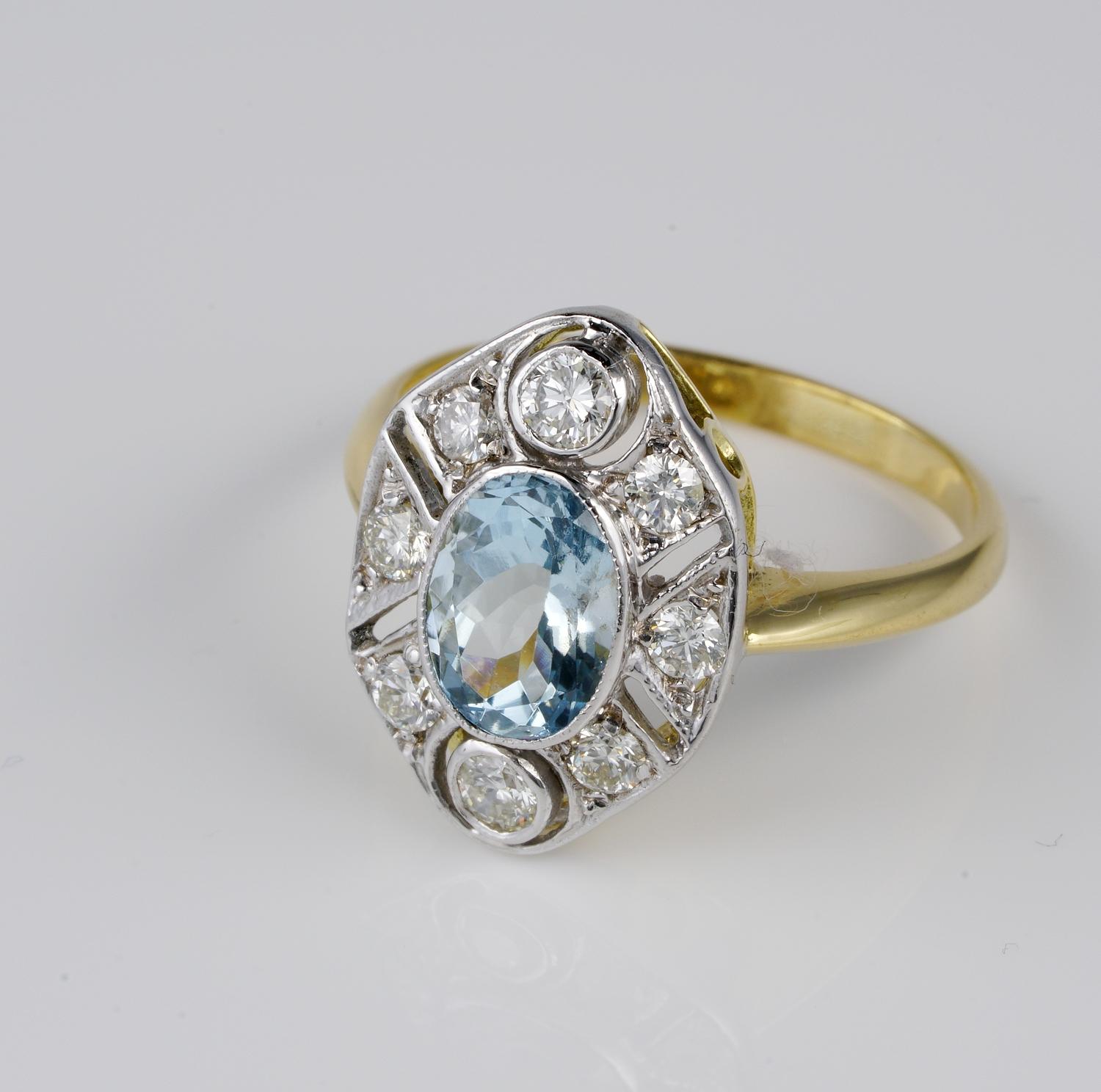 Gorgeous 1.30 Carat Natural Aquamarine .60 Carat Diamond Ballerina Ring In Good Condition For Sale In Napoli, IT