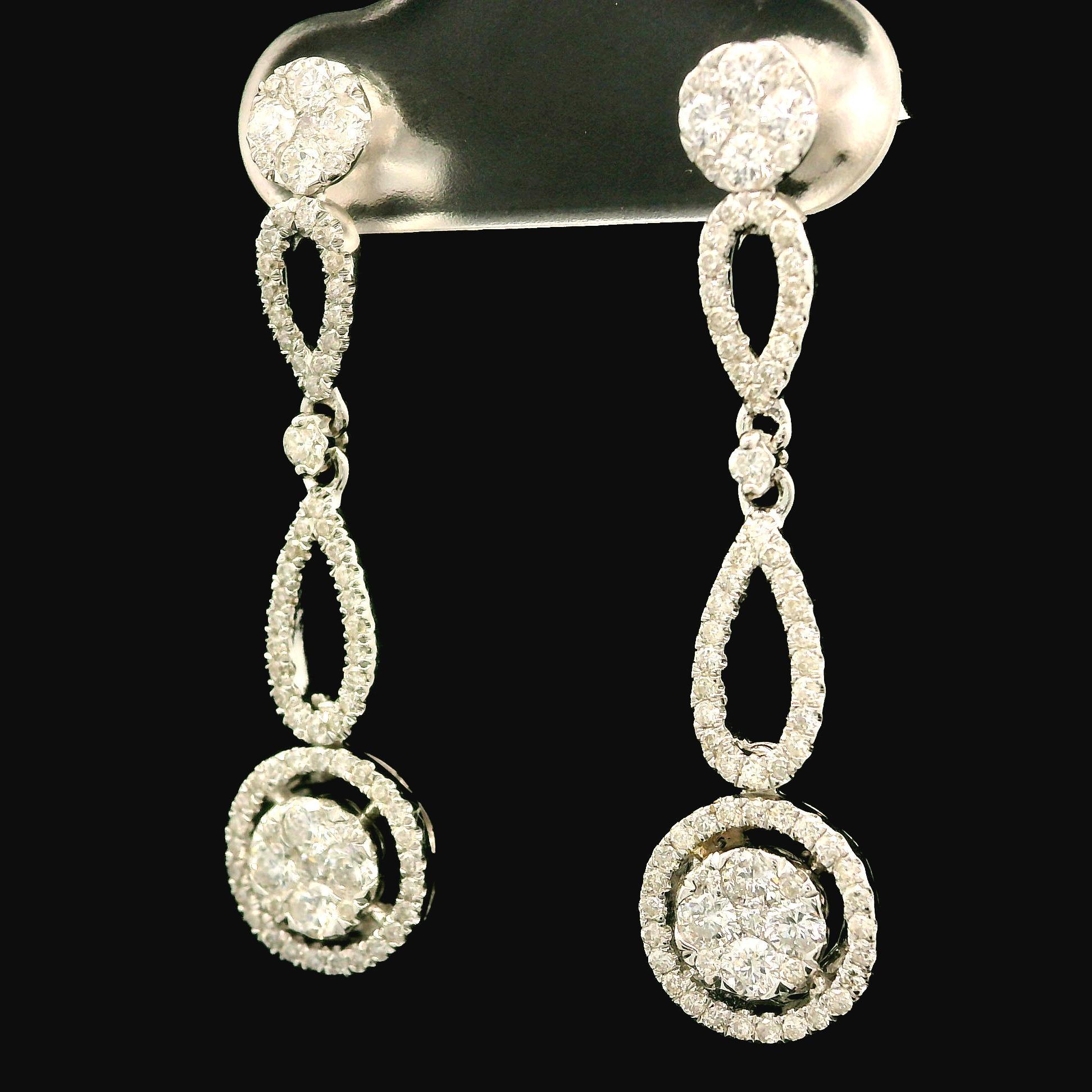 Taglio brillante Splendidi orecchini a goccia con diamante da 1,30 carati in oro 14k con chiusura a farfalla in vendita