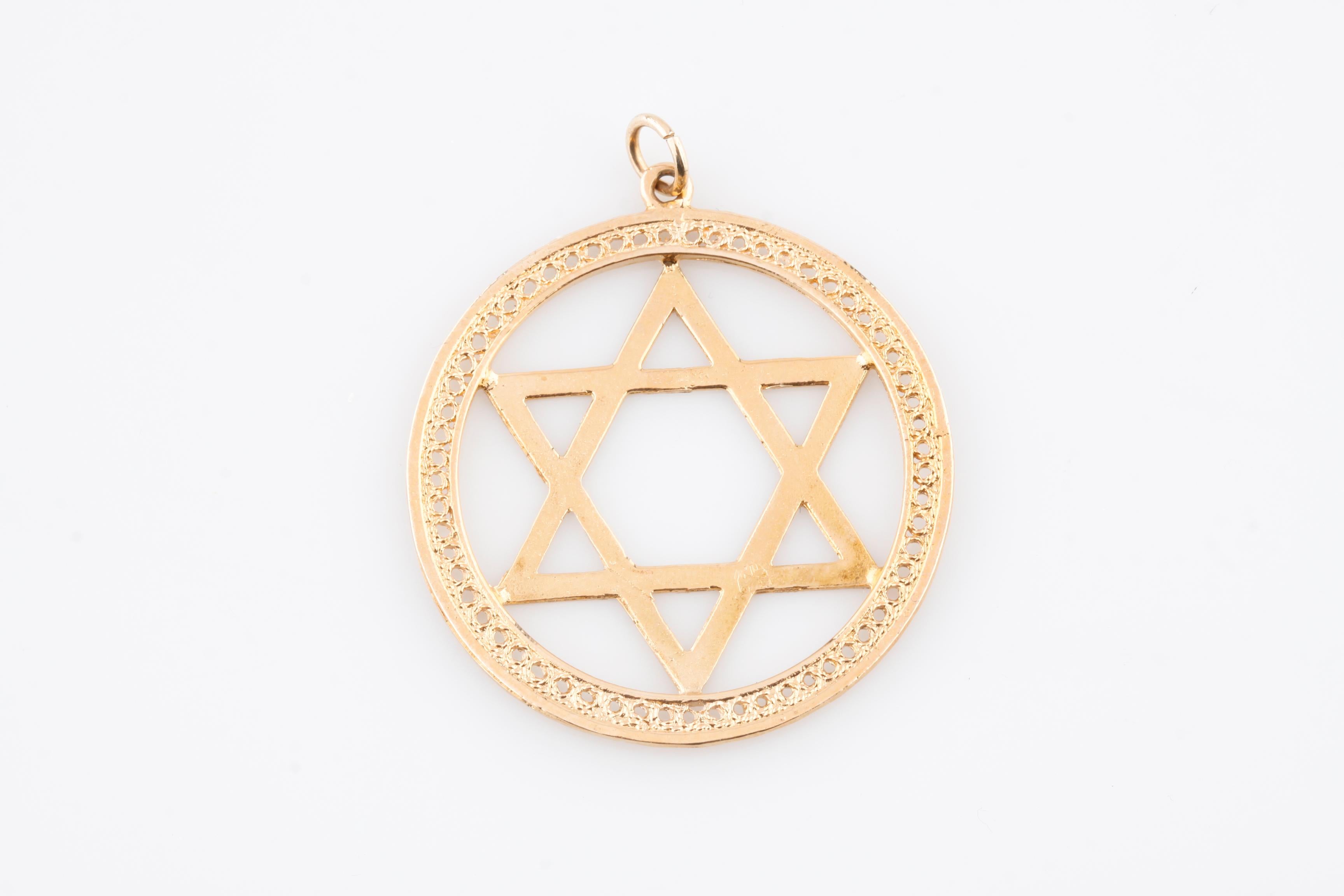 Gorgeous 14k Rose Gold Star of David Pendant Charm Great Gift! In Good Condition For Sale In Sherman Oaks, CA
