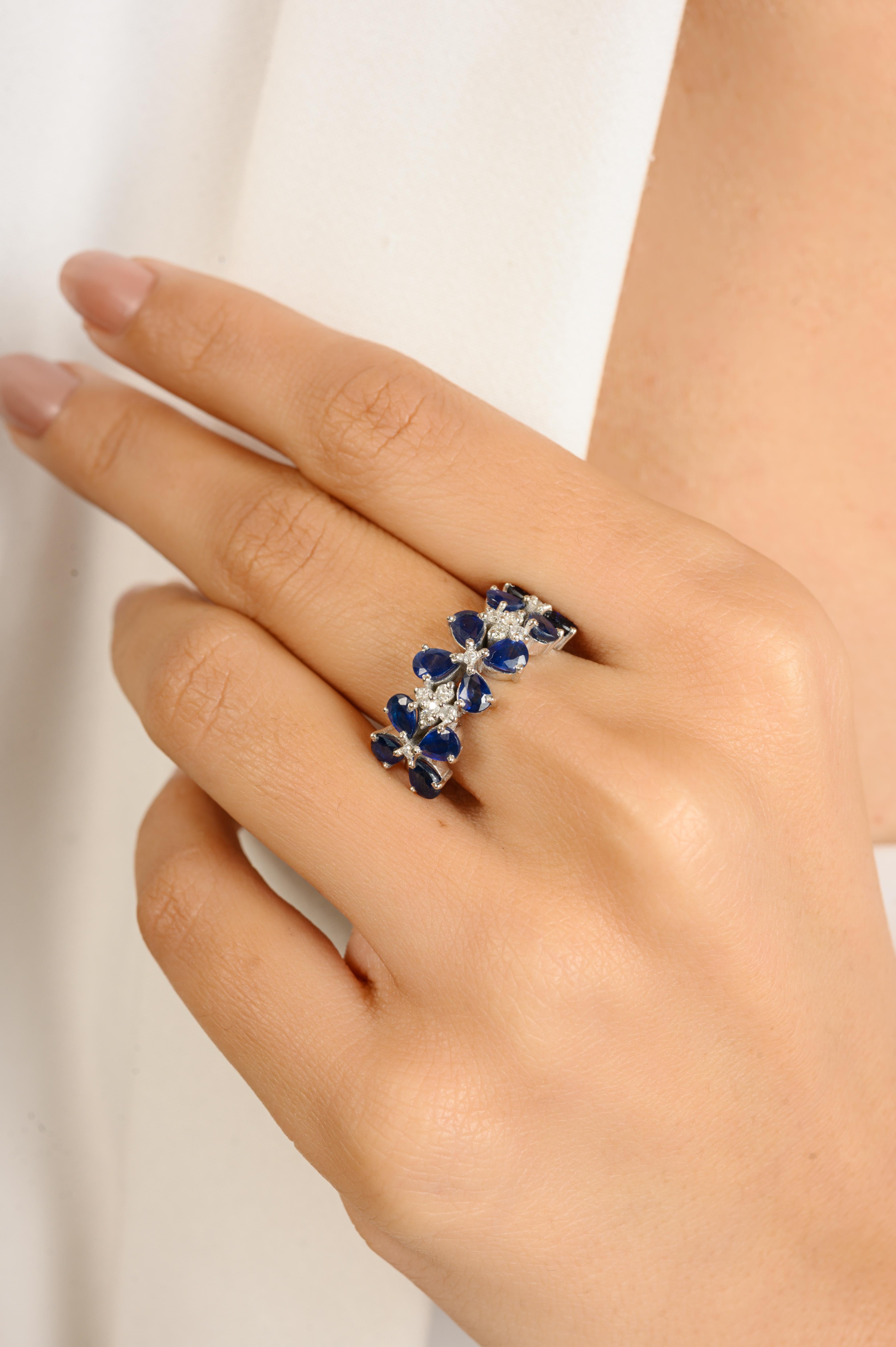 Im Angebot: Wunderschöner 14k massiver Weißgold natürlicher blauer Saphir Diamant-Hochzeitsring mit Blumenmuster () 4