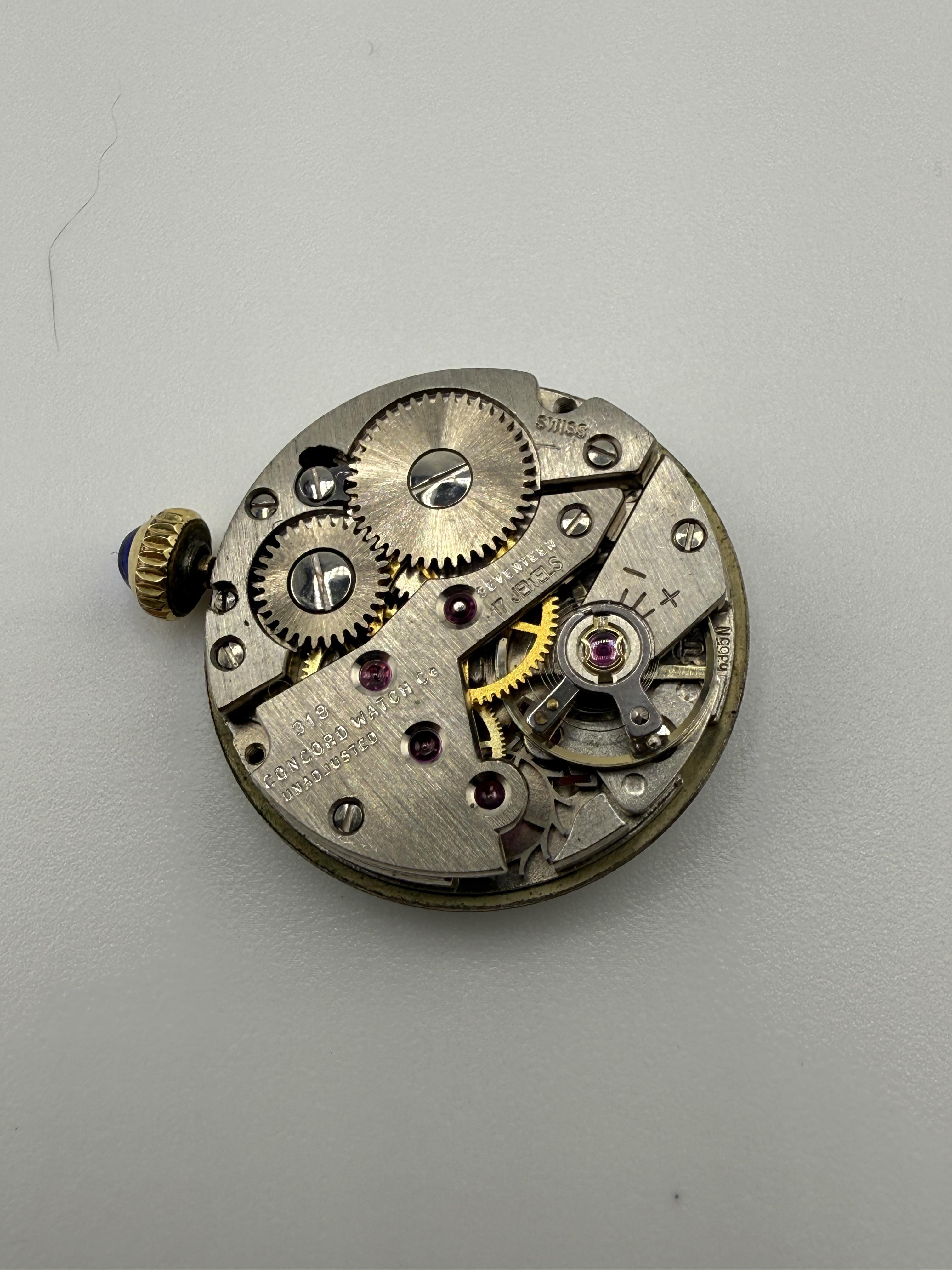 Gorgeous 14K Yellow Gold Cartier For Concord Manual Winding For Sale 9