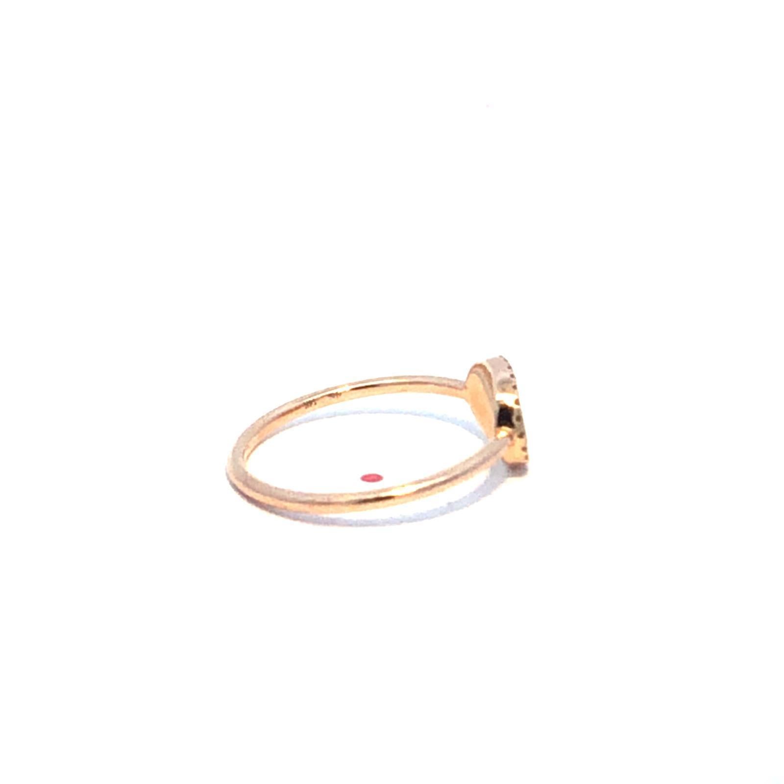 Moderno Splendido anello a grappolo di diamanti naturali ovali in oro giallo Rosie 14k in vendita