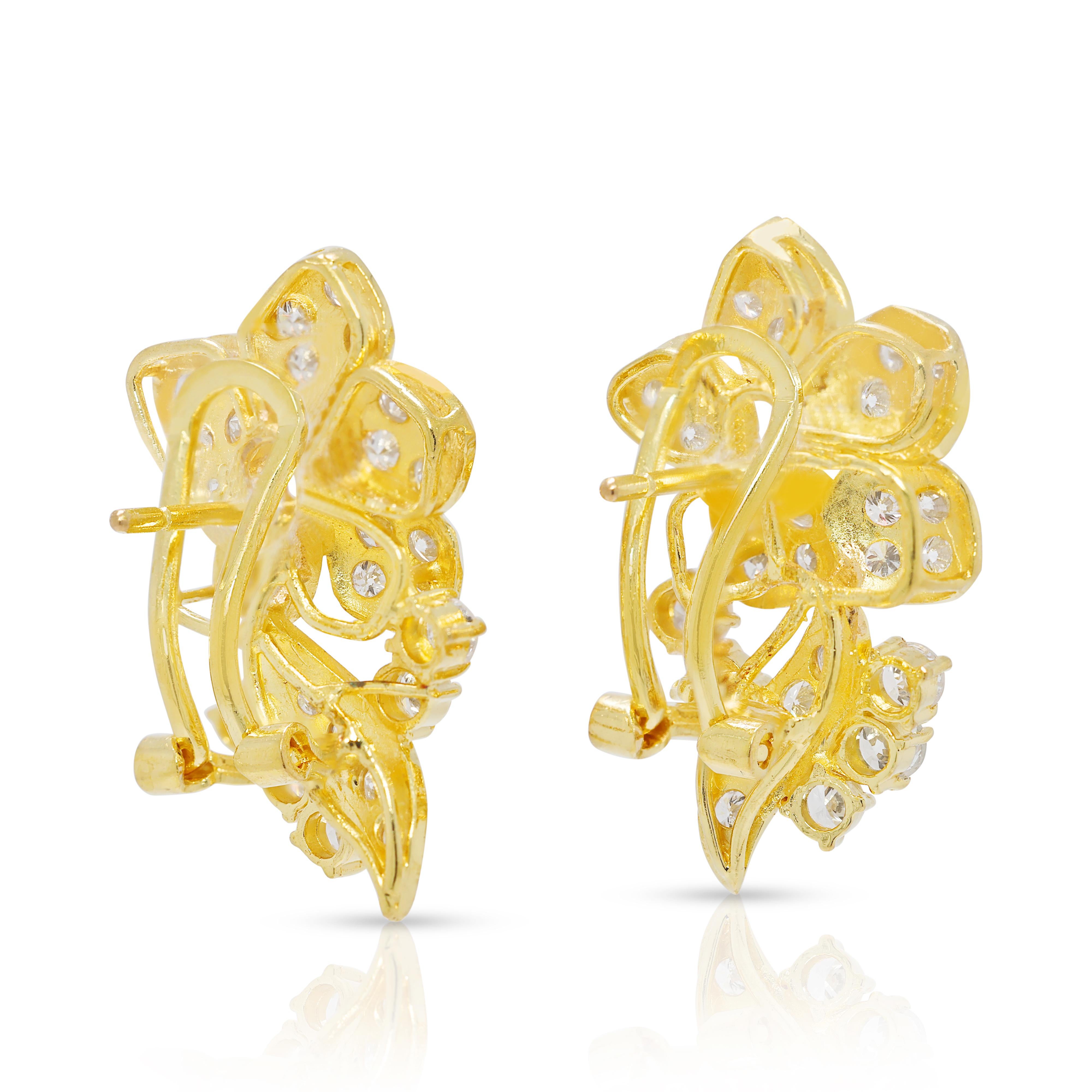Superbes boucles d'oreilles en or jaune 20K avec diamant naturel de 1,50ct Pour femmes en vente