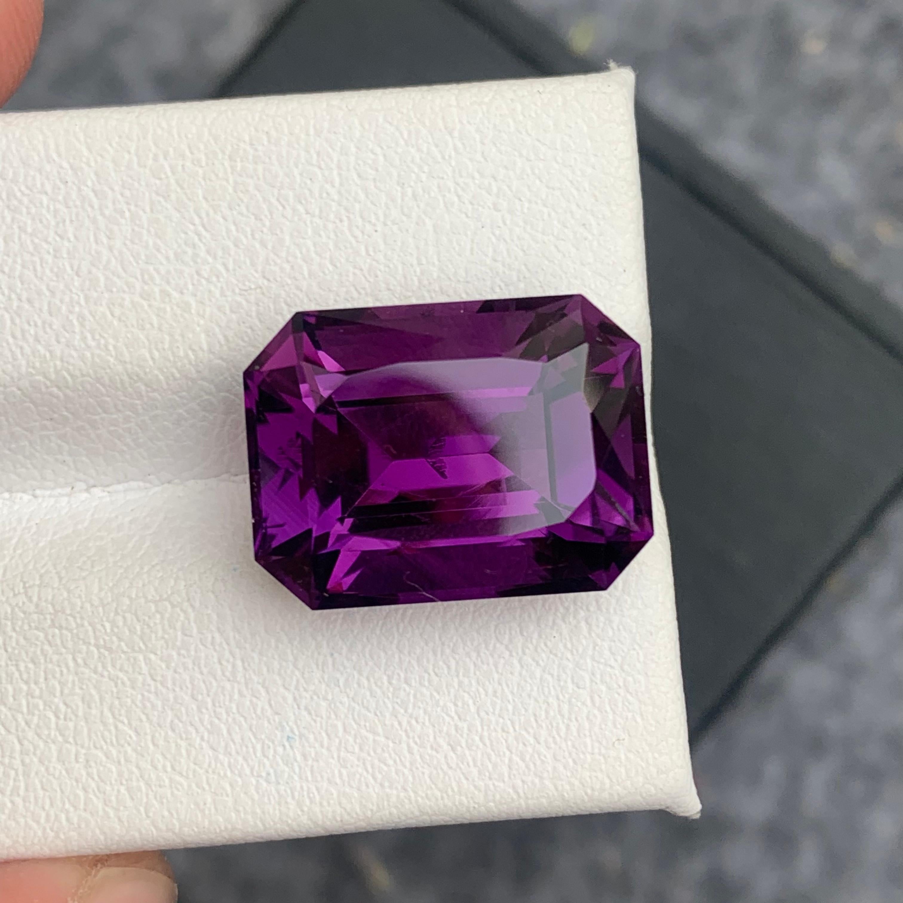 Gorgeous 15.40 Carat Natural Loose Dark Amethyst February Birthstone from Brazil 3