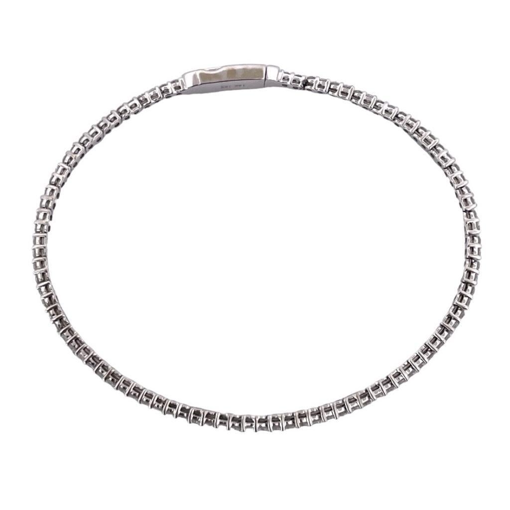Gorgeous 1.55 Carat 14K White Gold Natural Diamonds Tennis Bracelet In New Condition For Sale In New York, NY