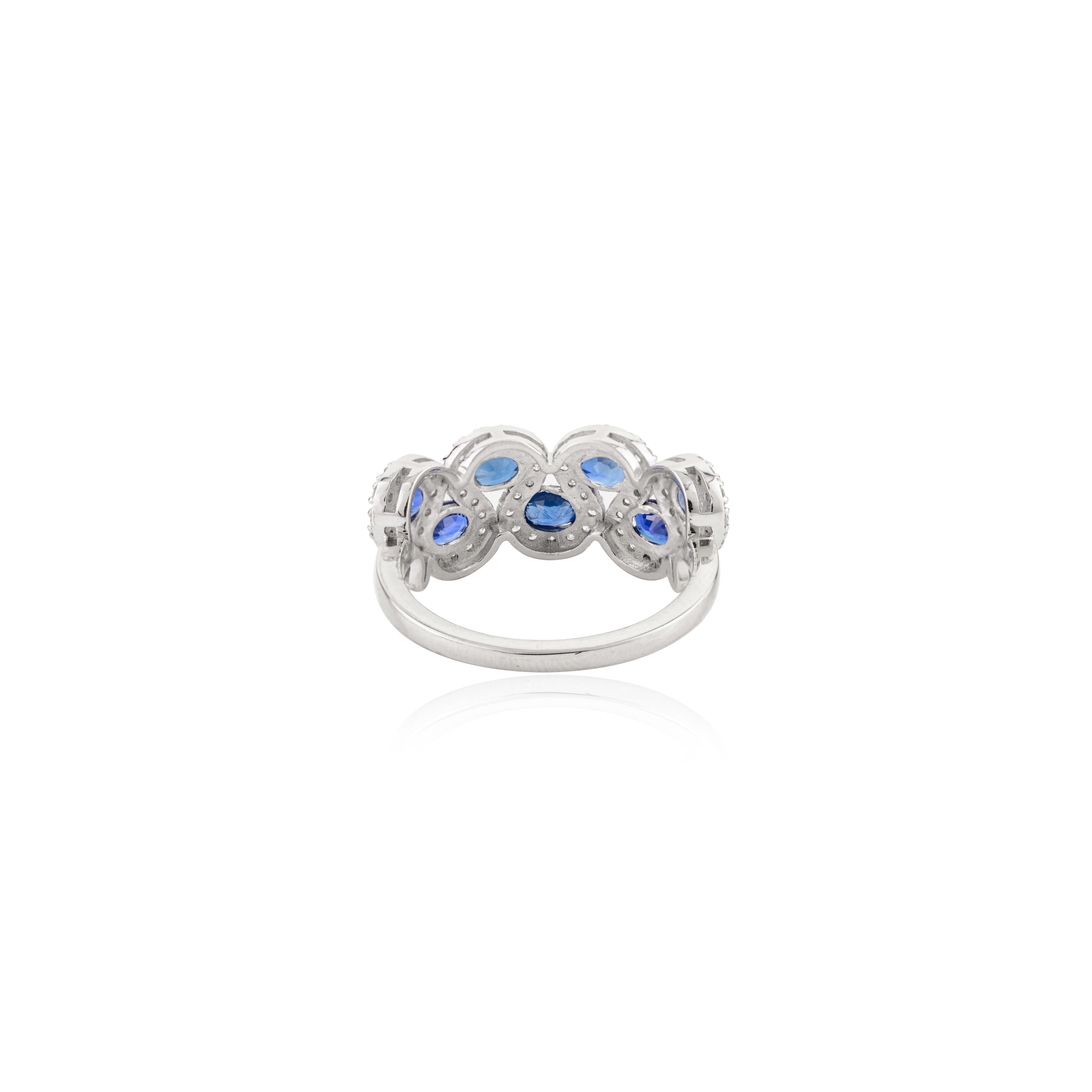 En vente :  Superbe bague de fiançailles en or blanc 14 carats avec saphir bleu de 1,59 carat et diamants 5