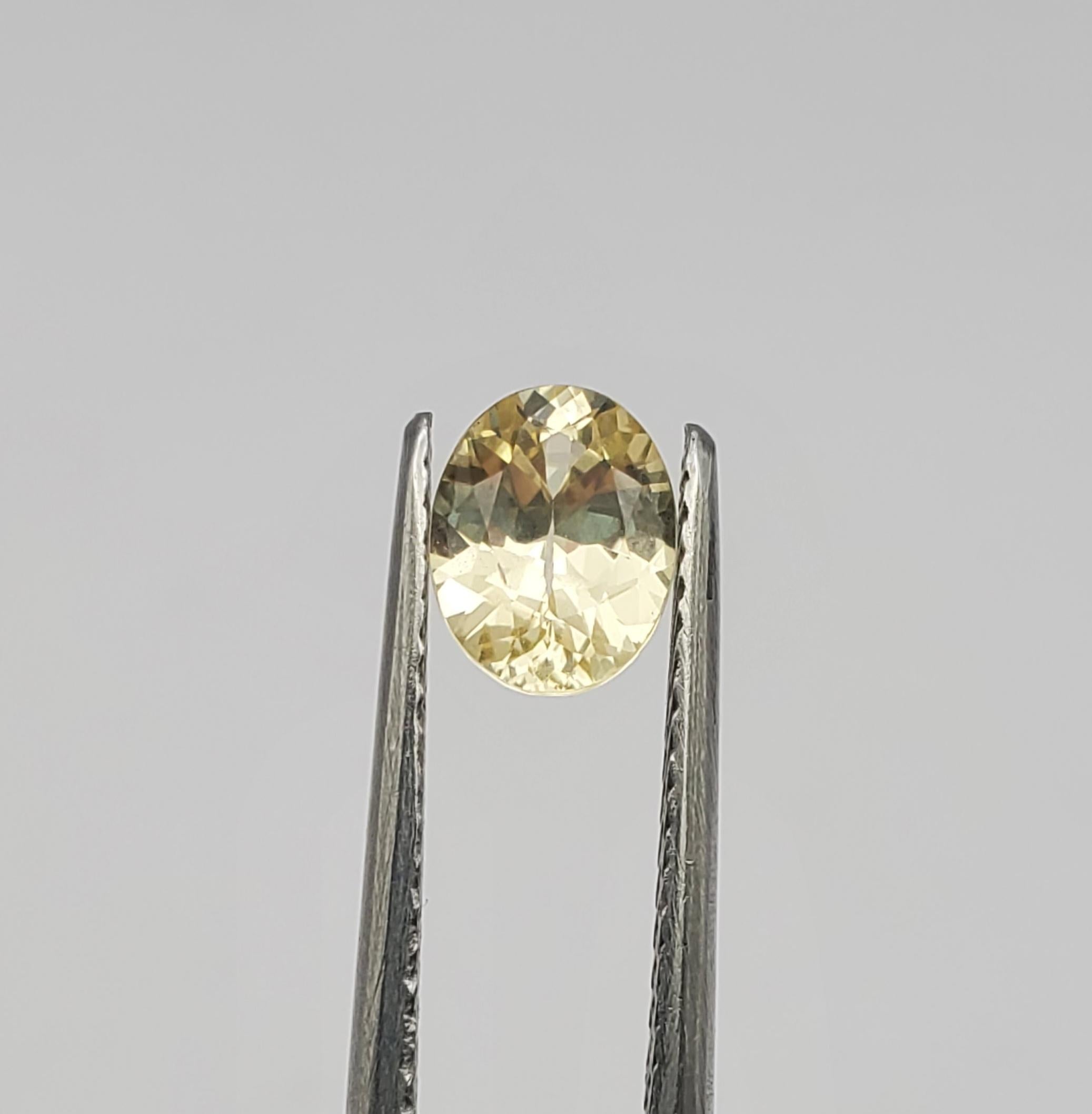 Gorgeous 1.59ct Oval Natural Yellow Sapphire AGL Certified  For Sale 1
