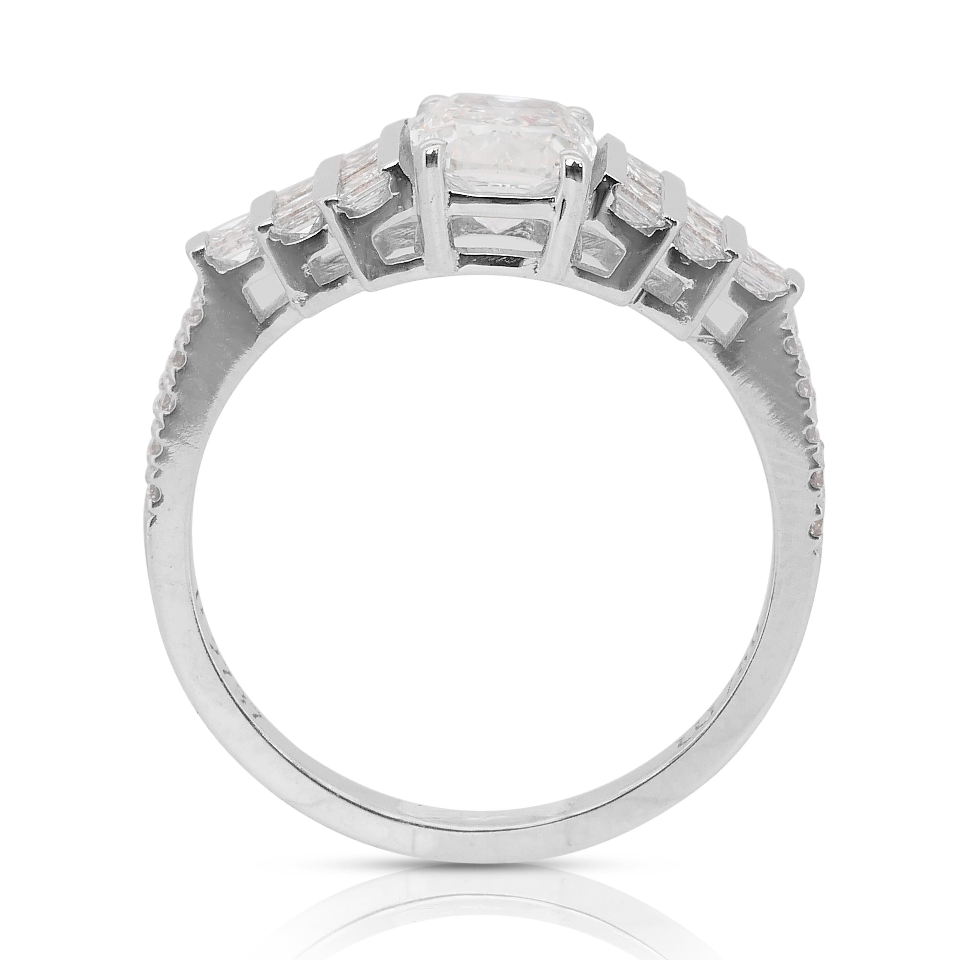 Splendido anello con 1,66 carati di diamanti in oro bianco 18 carati - Certificato IGI in vendita 4
