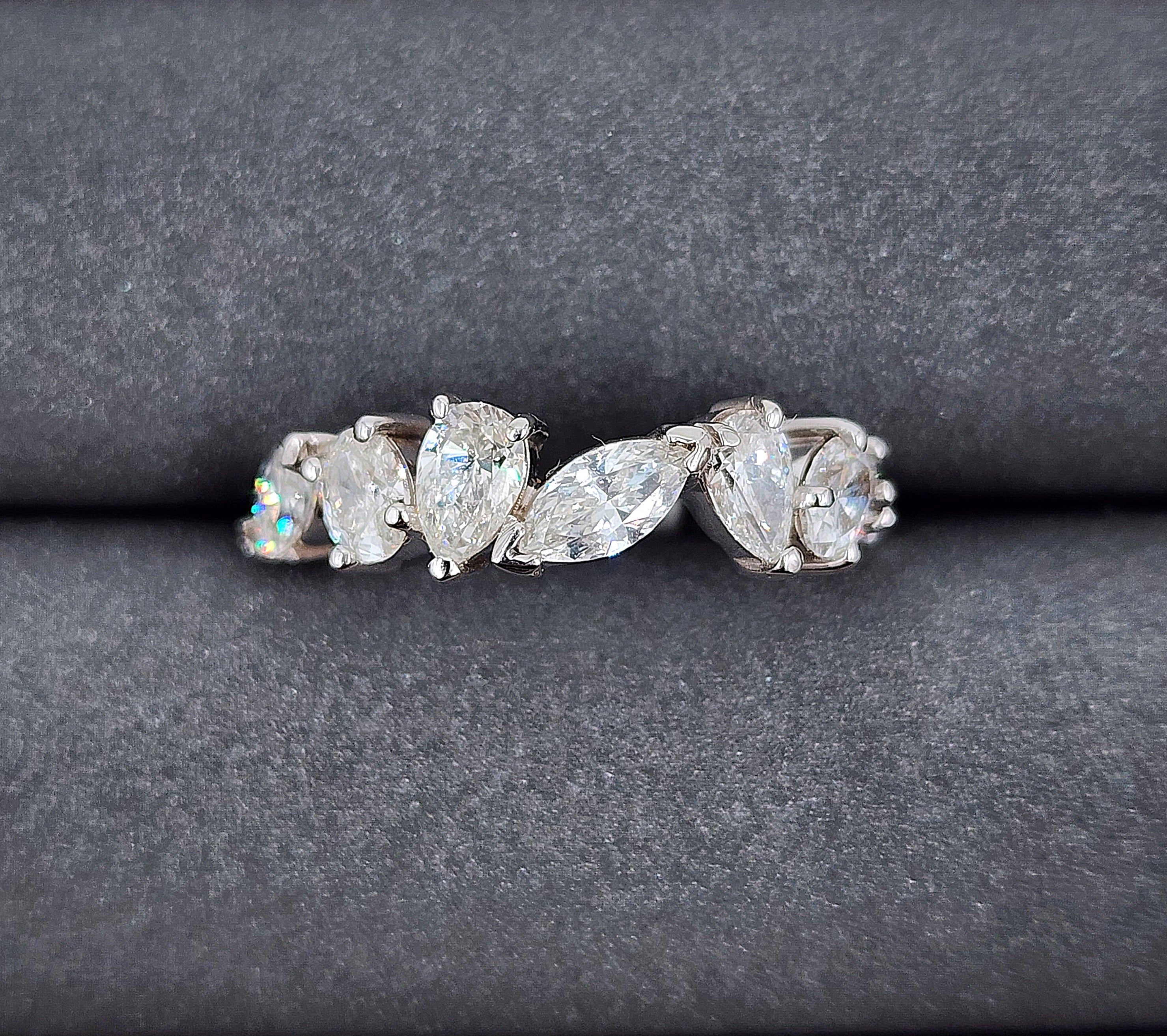 Fascia di diamanti a forma mista da 1,78 carati