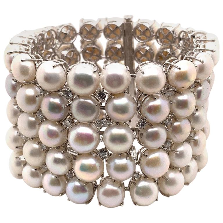 Sophia D. 407.69 Carat of Pearl and Diamond Bracelet in White Gold Setting For Sale