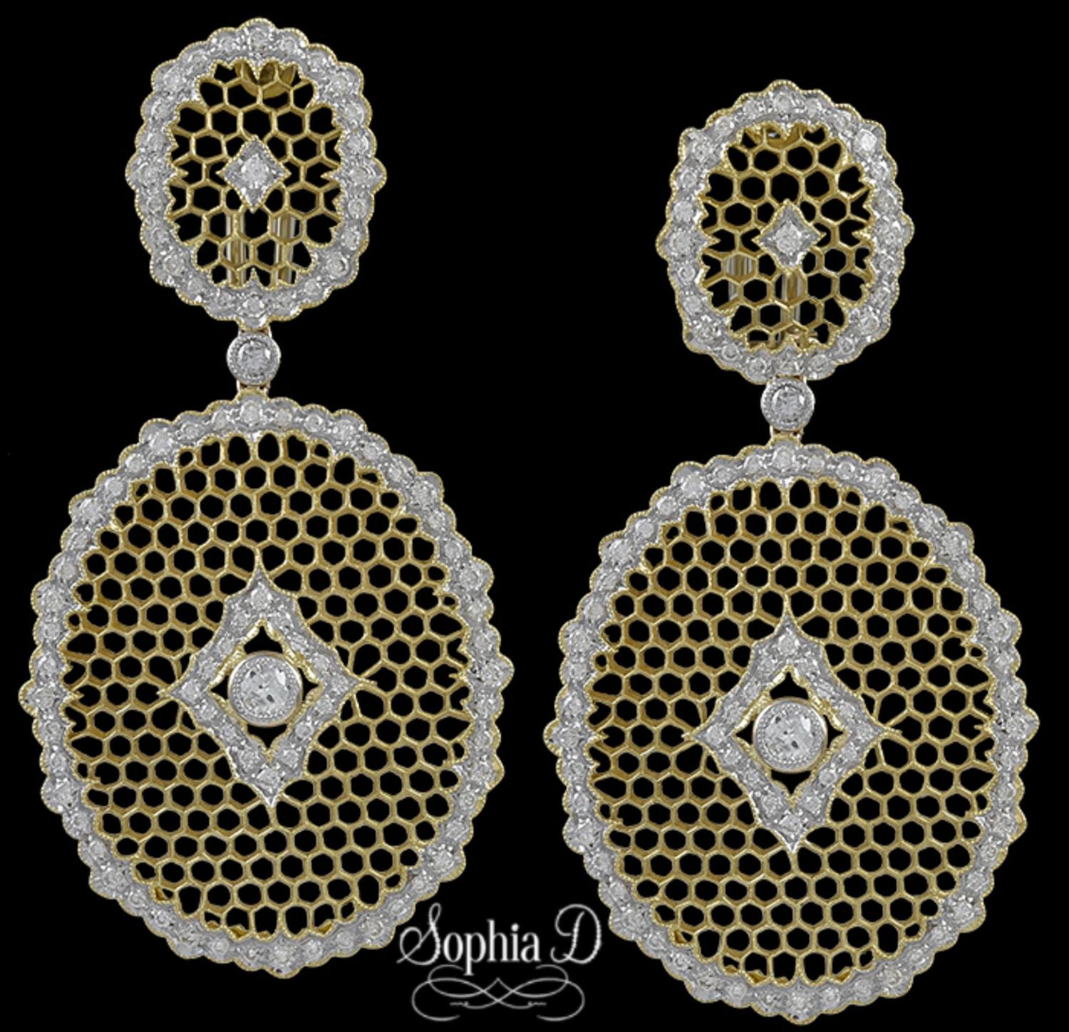 Sophia D 18 karat yellow gold earrings with 2.08 carats diamonds.

Sophia D by Joseph Dardashti LTD has been known worldwide for 35 years and are inspired by classic Art Deco design that merges with modern manufacturing techniques.
