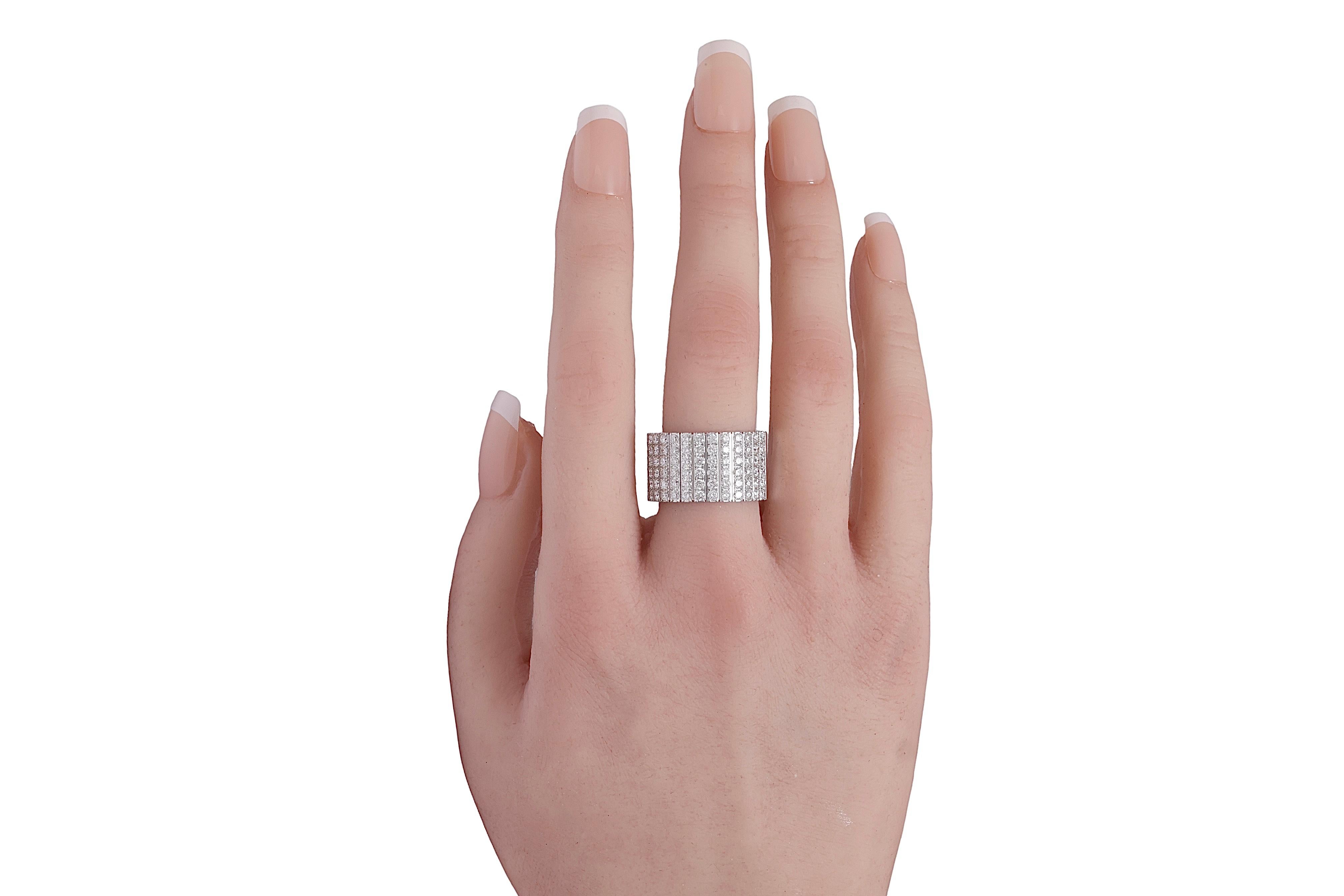 Wunderschönes 18 kt. Ring aus Weißgold mit 2,16 Karat Diamanten im Angebot 7
