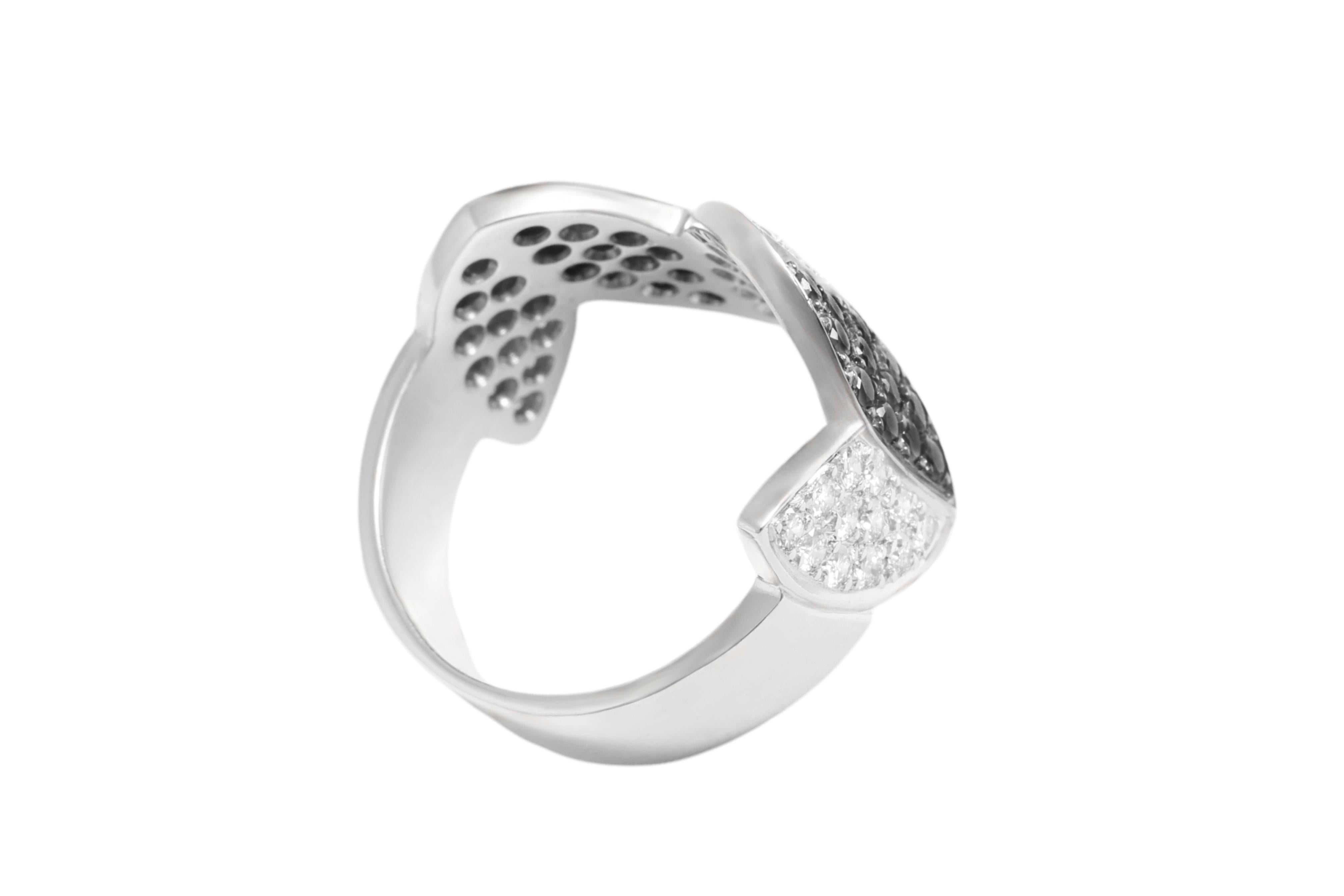 Gorgeous 18 kt. White Gold Zigzag 1.2 ct. Black & White Brilliant Cut Diamonds For Sale 8