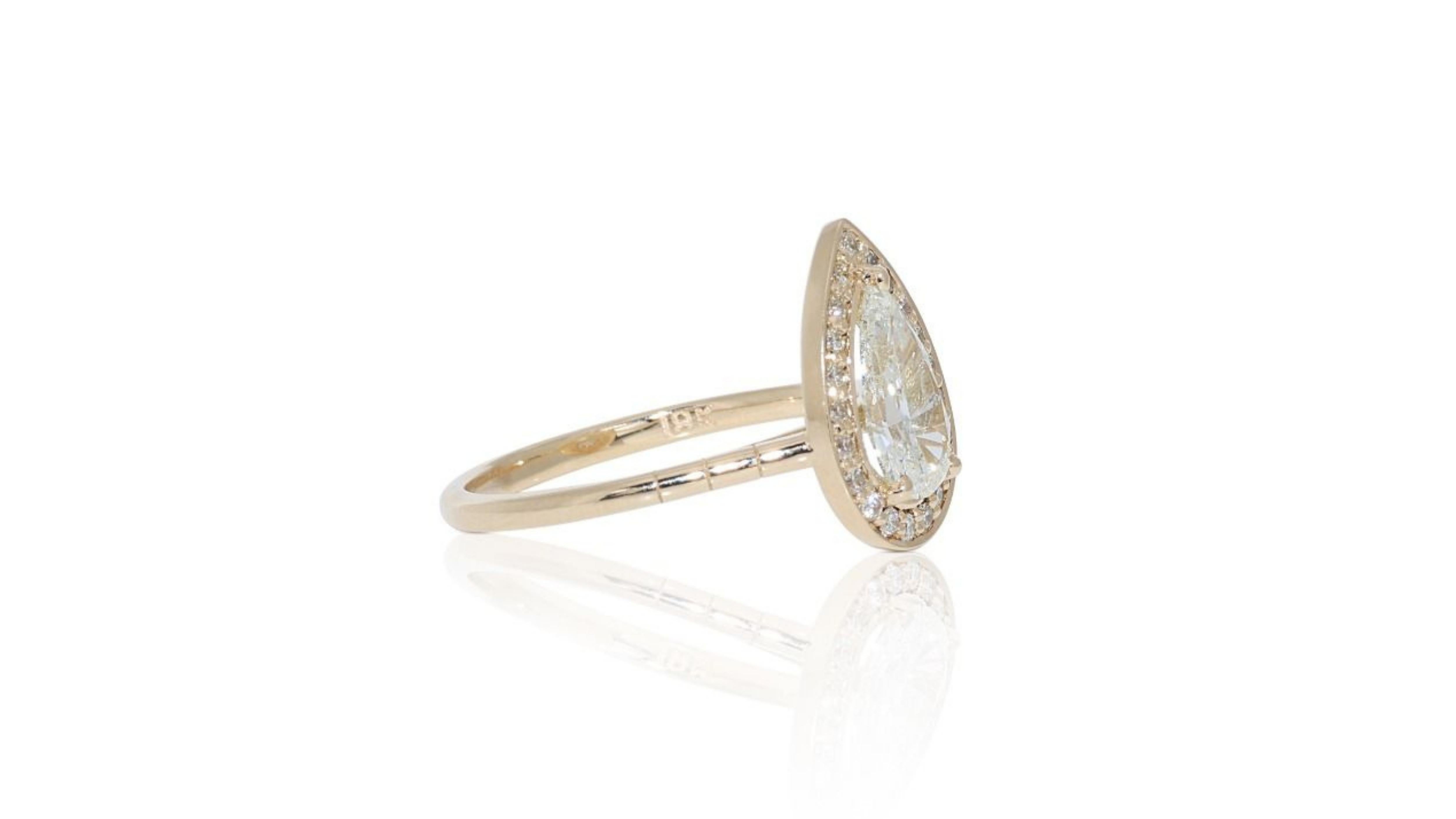 Gorgeous 18k Gold 1.42ct. Pear Brilliant Halo Diamond Ring For Sale 1
