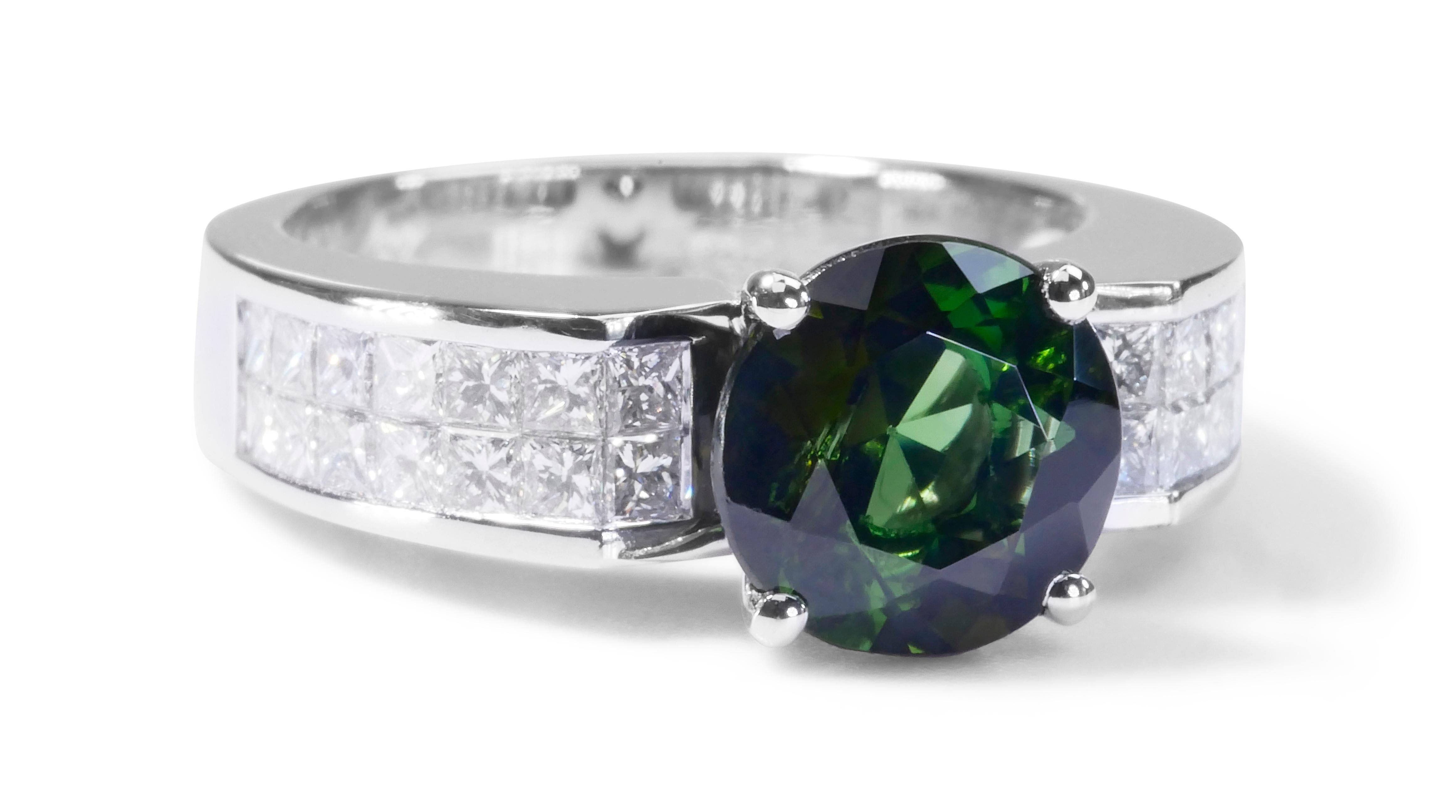 Gorgeous 18k Pavé Ring with 1.65 Ct Natural Tourmaline and Diamonds, IGI Cert 1