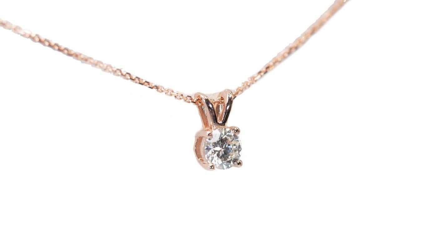 Gorgeous 18k Rose Gold Necklace & Pendant with 0.8ct Natural Diamond GIA Cert In New Condition For Sale In רמת גן, IL