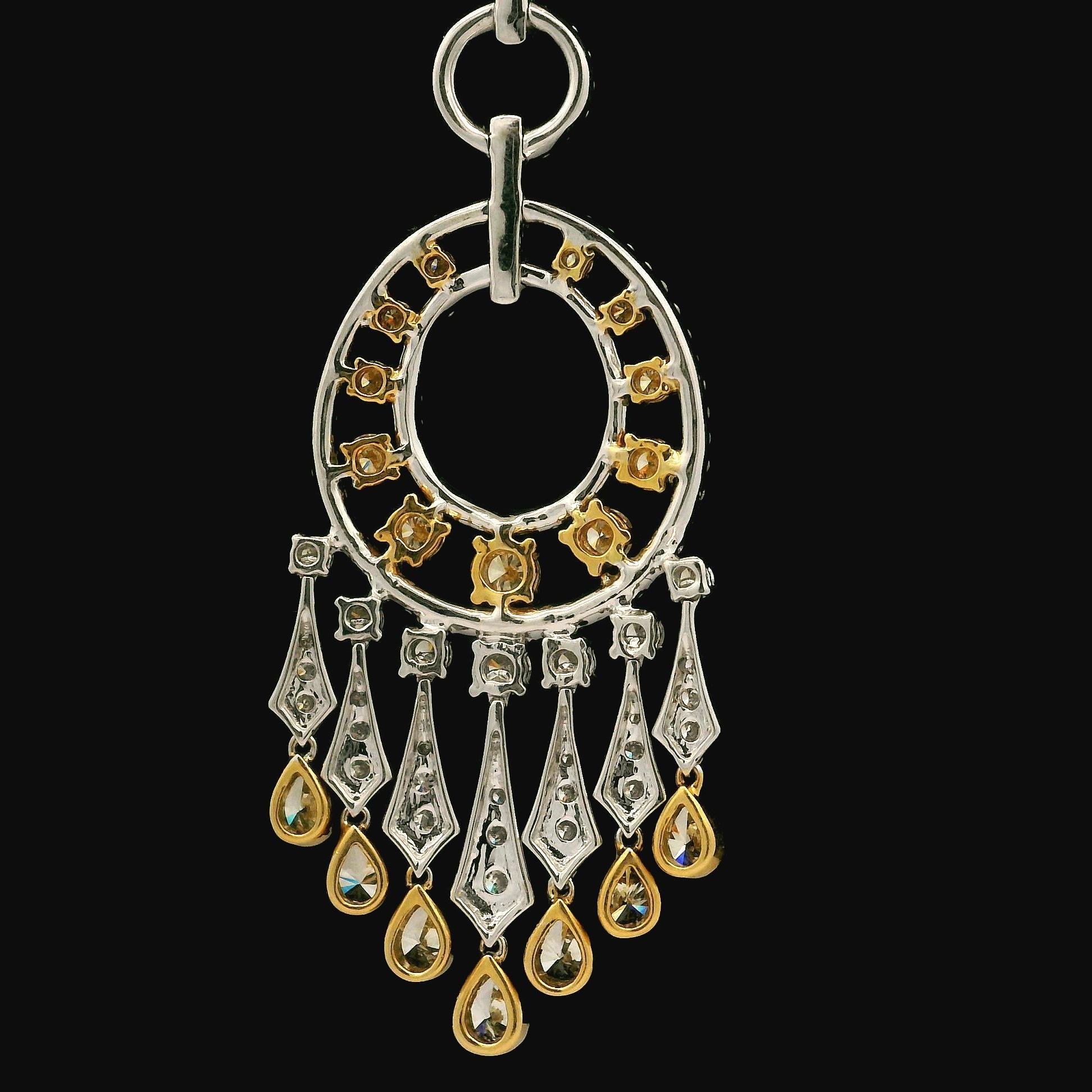 Splendida collana a lampadario in oro 18k bicolore con diamanti bianchi e gialli da 9 ct. in vendita 6