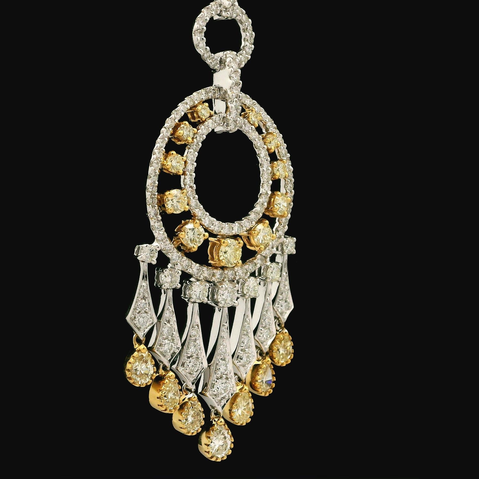 Splendida collana a lampadario in oro 18k bicolore con diamanti bianchi e gialli da 9 ct. in vendita 4