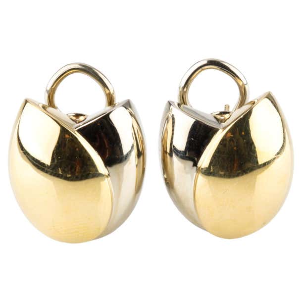 14kt Gold Natural Diamond Huggie Hoop Earrings 14kt Gold Natural Diamond Huggie Hoop Earrings