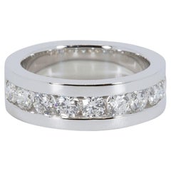 Gorgeous 18k White Gold Pave Band Ring with 1 Ct Natural Diamond