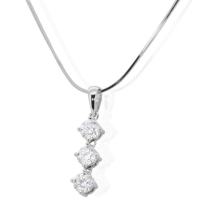 Round Cut Gorgeous 18K White Gold Pendant with 0.9 ct Natural Diamonds GIA Certificate