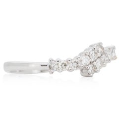Gorgeous 18k White Gold Twist Ring with 0.24 Ct Natural Diamonds