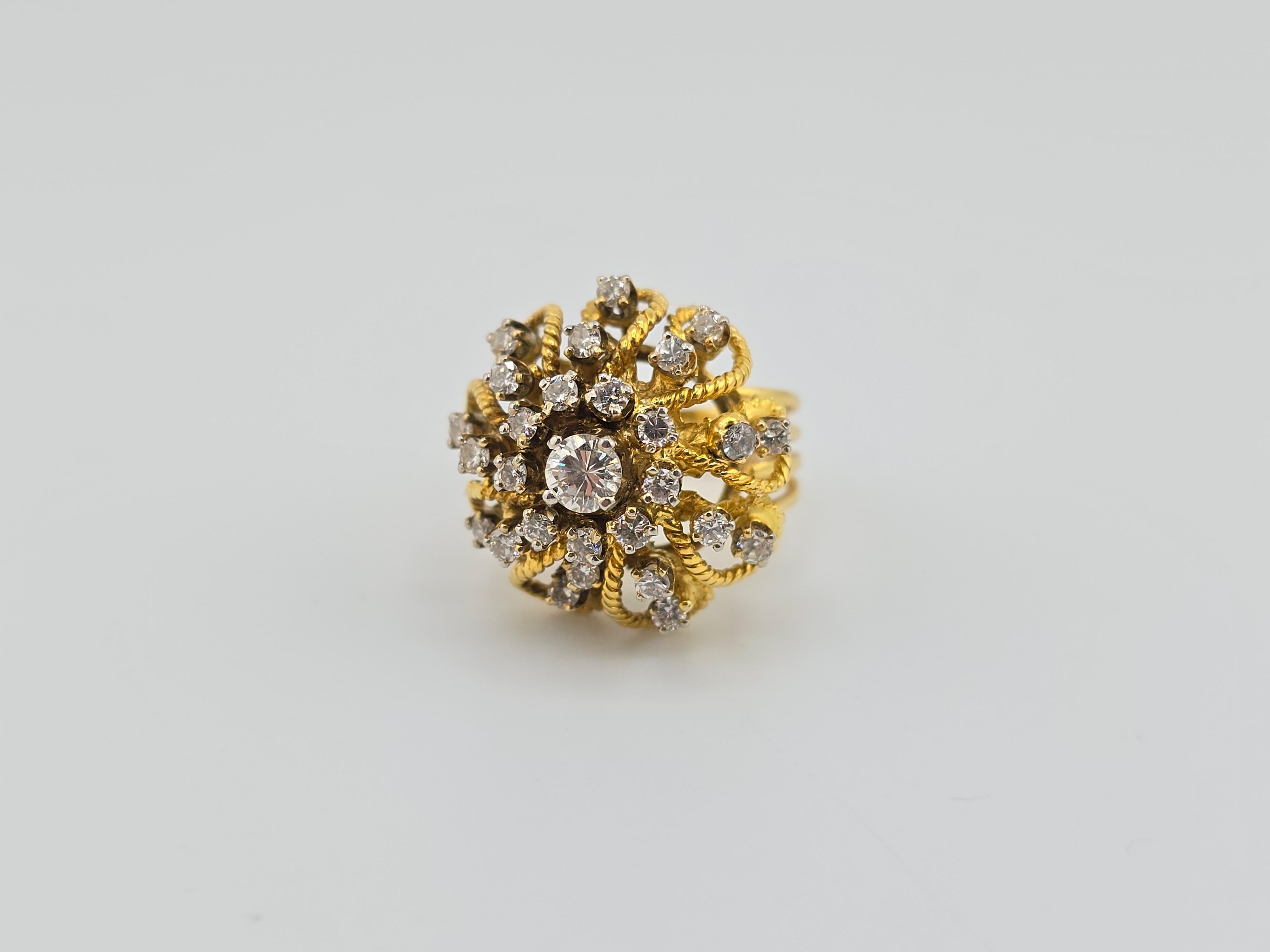 Wunderschöner 18K Gelbgold Dome Ring mit Diamanten (Rundschliff)