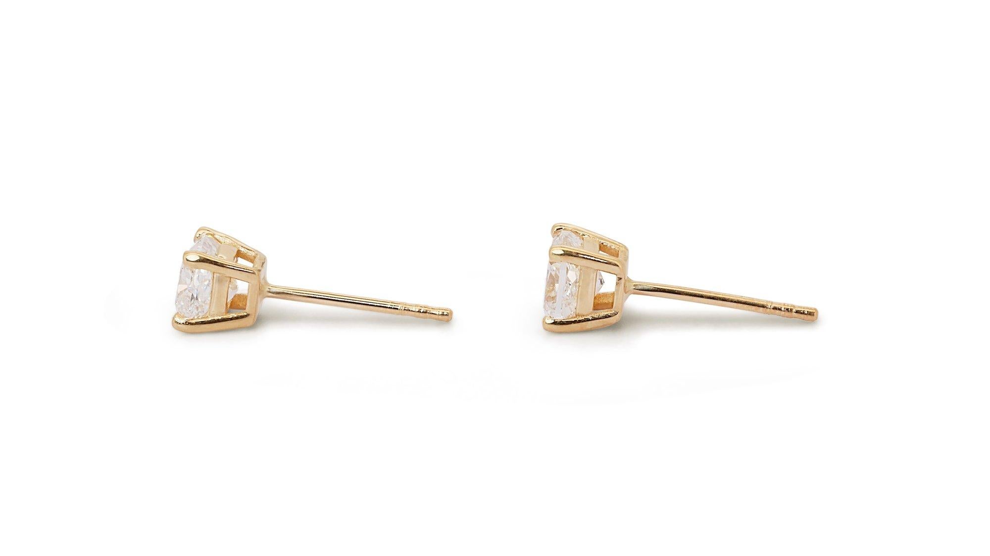 Gorgeous 18k Yellow Gold Stud Earrings with 1.42 Carat Natural Diamonds AIG Cert 2