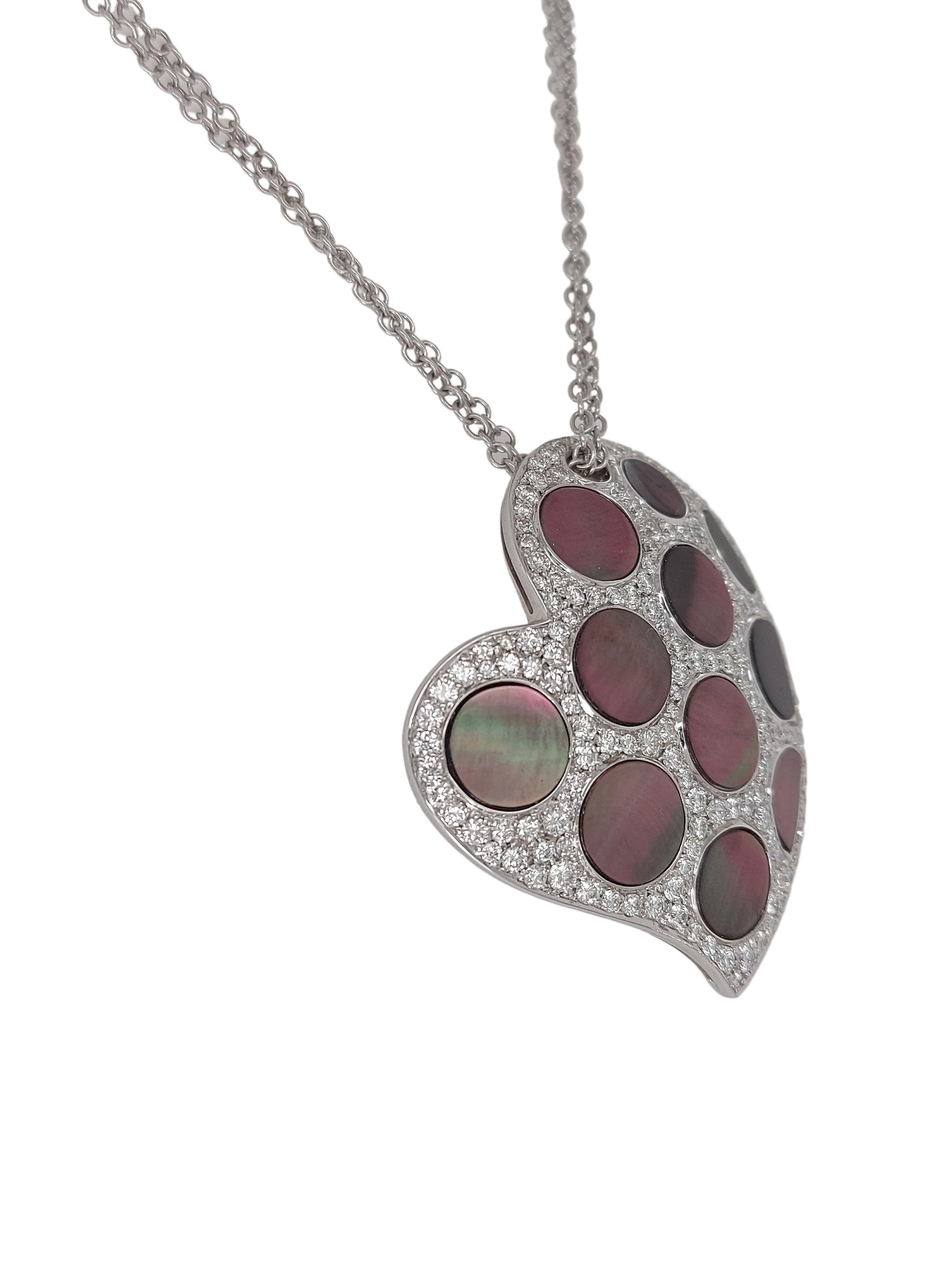 Gorgeous 18kt White Gold Diamond Pendant Necklace & Black Mother of Pearl For Sale 1