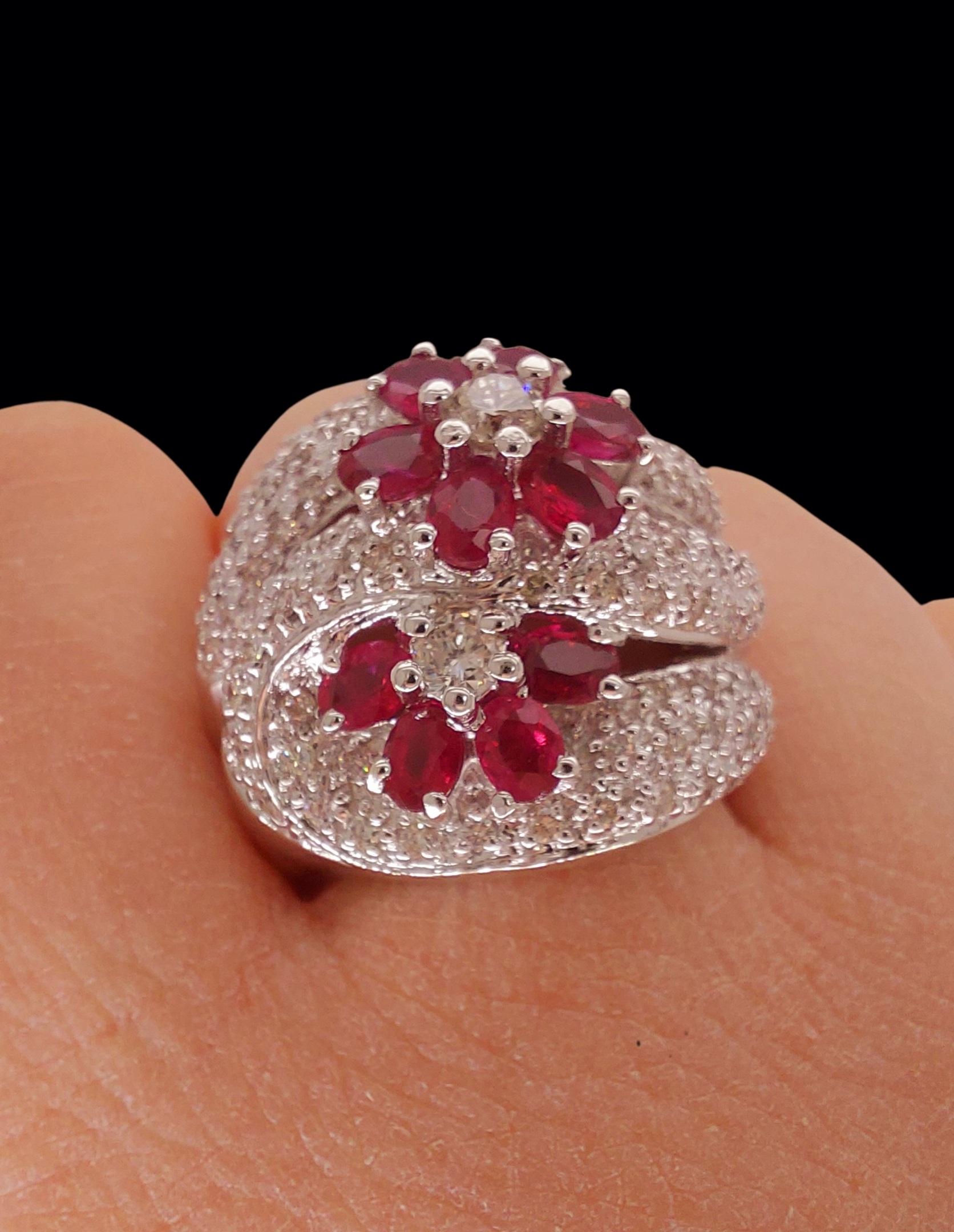 Gorgeous 18kt White Gold Ring with 2.46ct Diamonds & Rubies For Sale 9