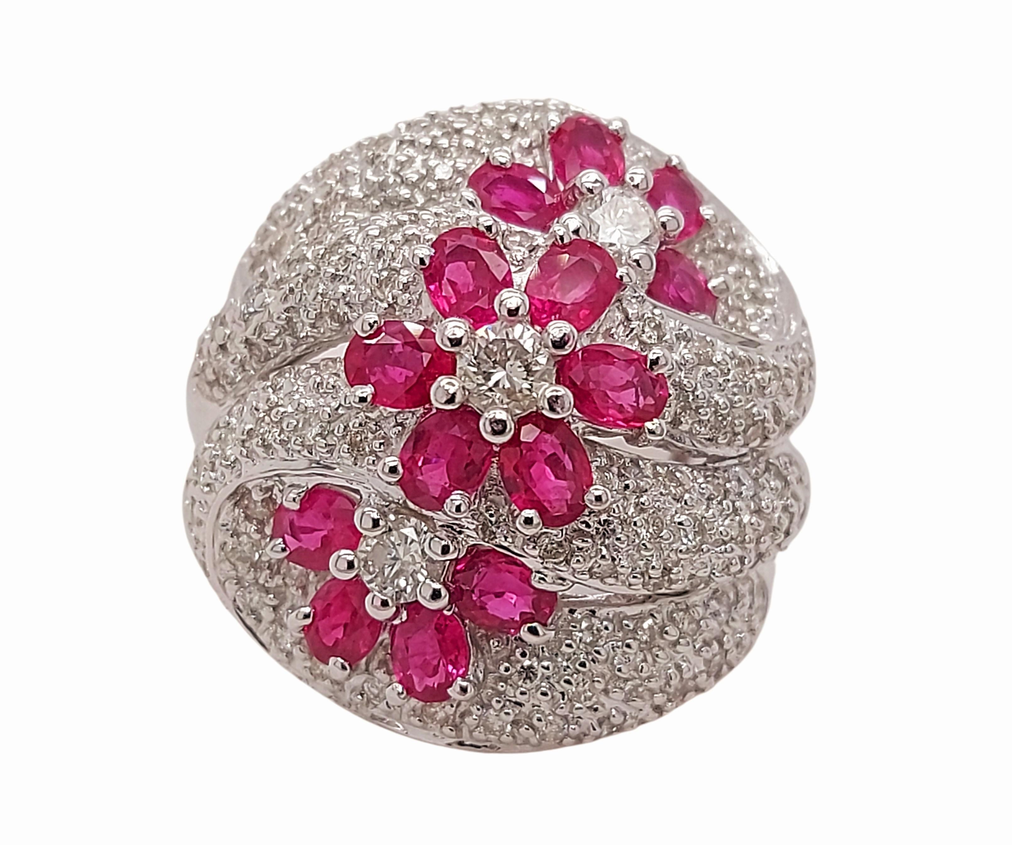 Gorgeous 18kt White Gold Ring with 2.46ct Diamonds & Rubies For Sale 11