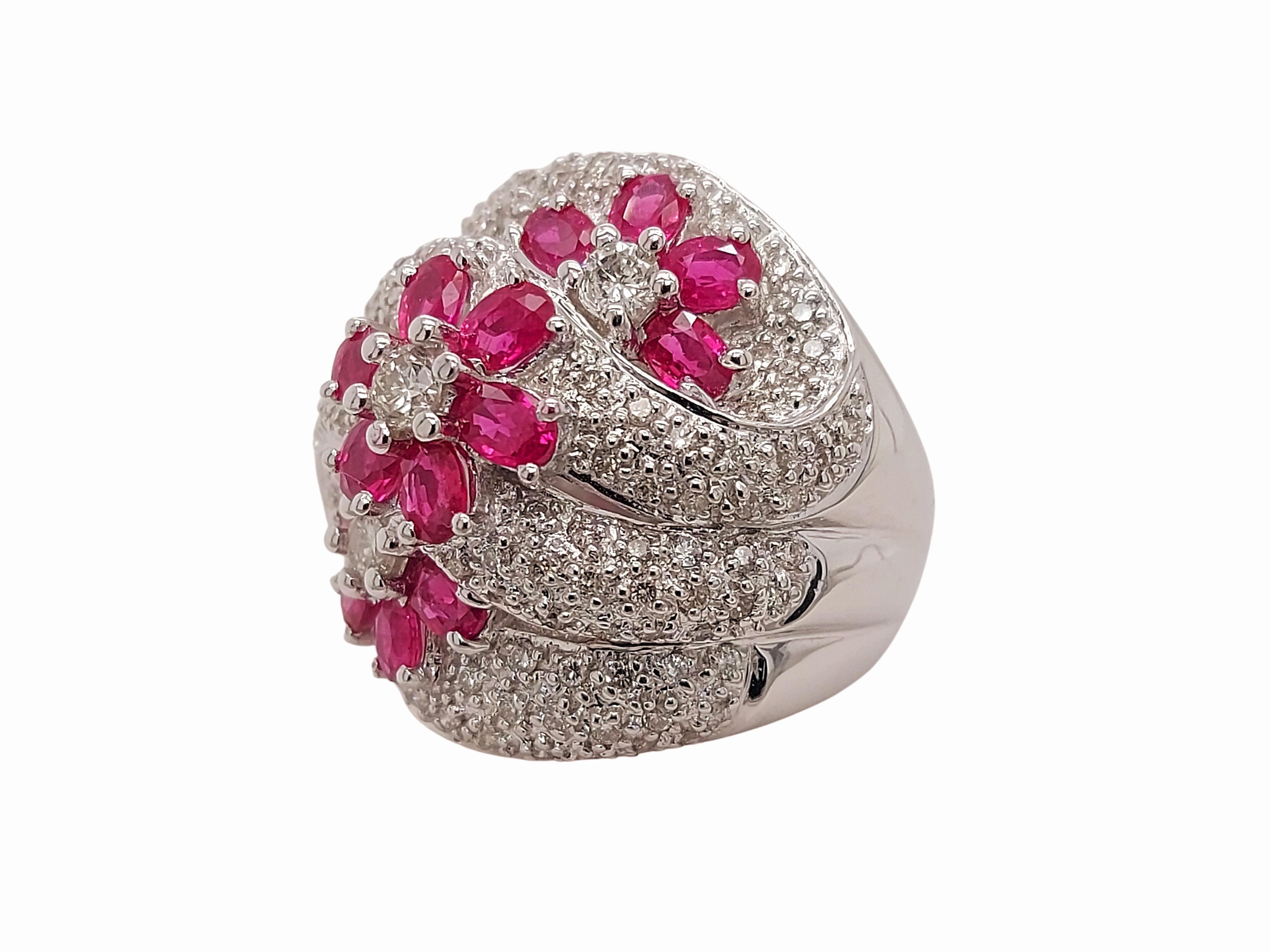 Gorgeous 18kt White Gold Ring with 2.46ct Diamonds & Rubies For Sale 12