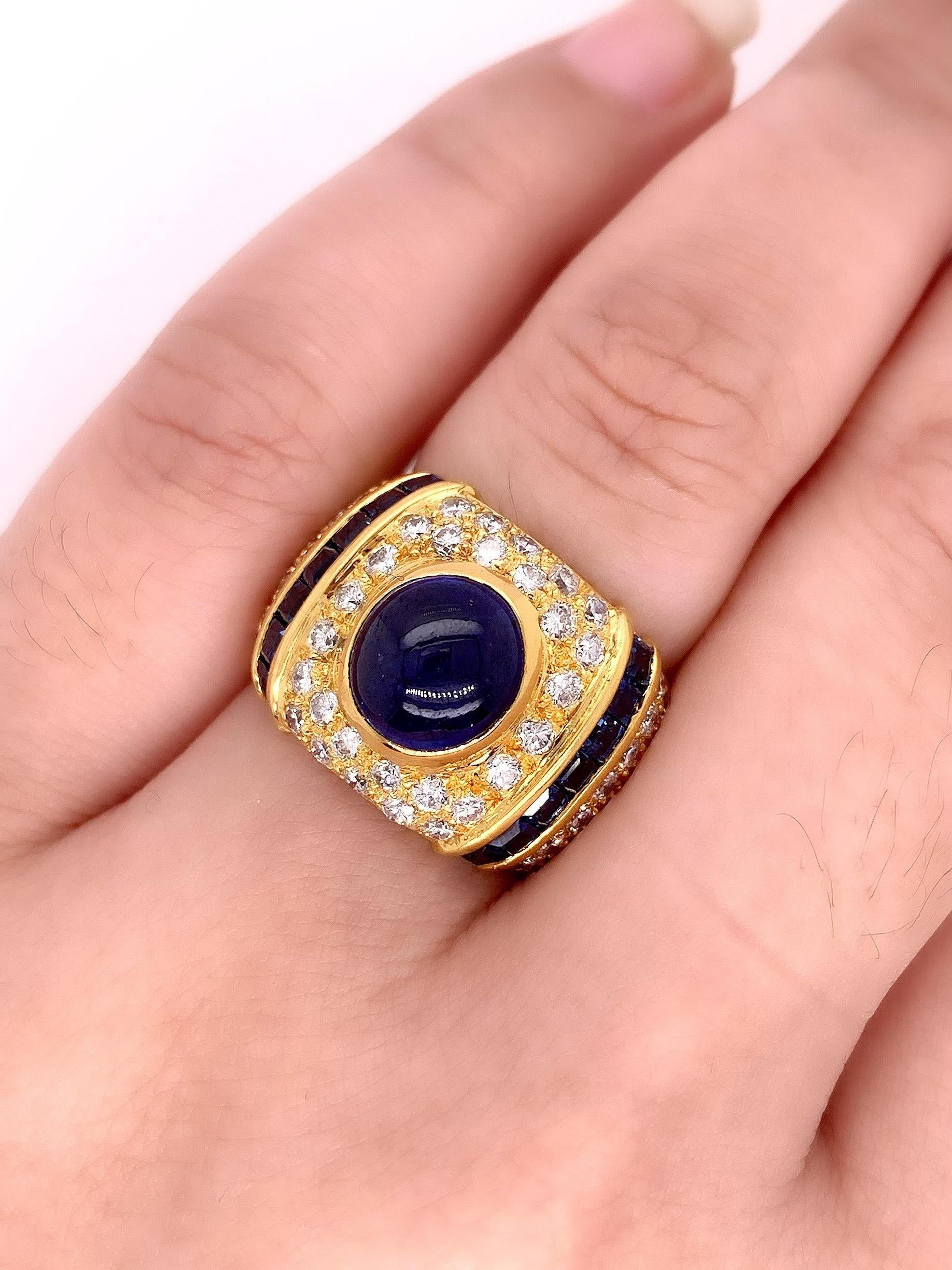 Art Deco Sophia D. 5.67 Carat Cabochon Blue Sapphire and Diamonds Dome Ring For Sale