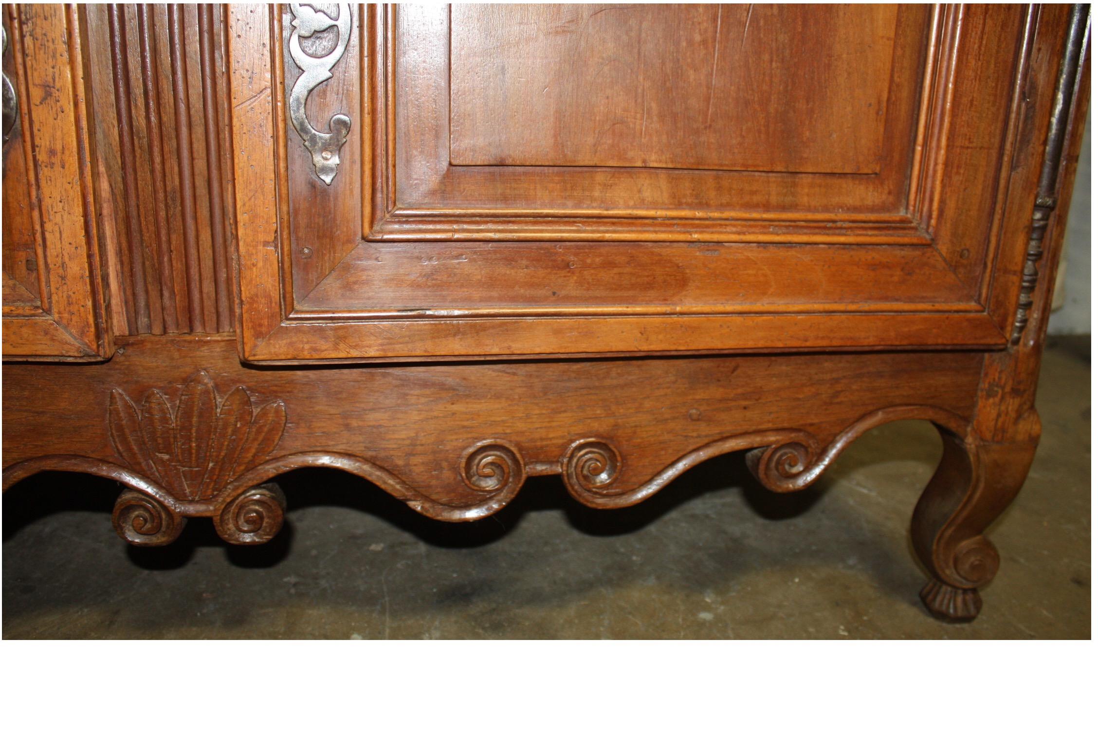 Gorgeous 18th Century French Buffet de Chasse 14