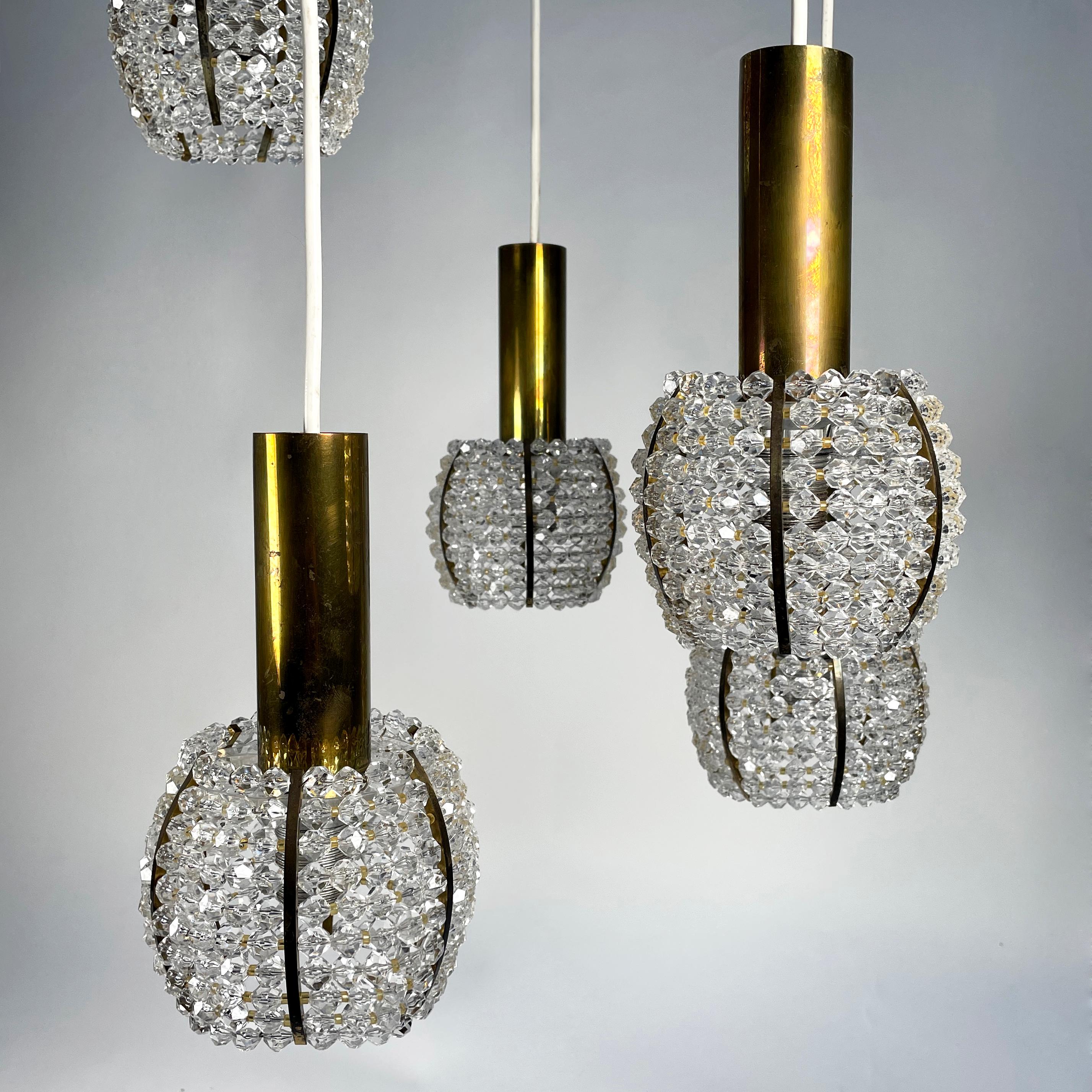 Gorgeous 1950s Acrylic Brass Cascade Pendant Lamp Emil Stejnar for Rupert Nikoll In Good Condition For Sale In Regensburg, DE