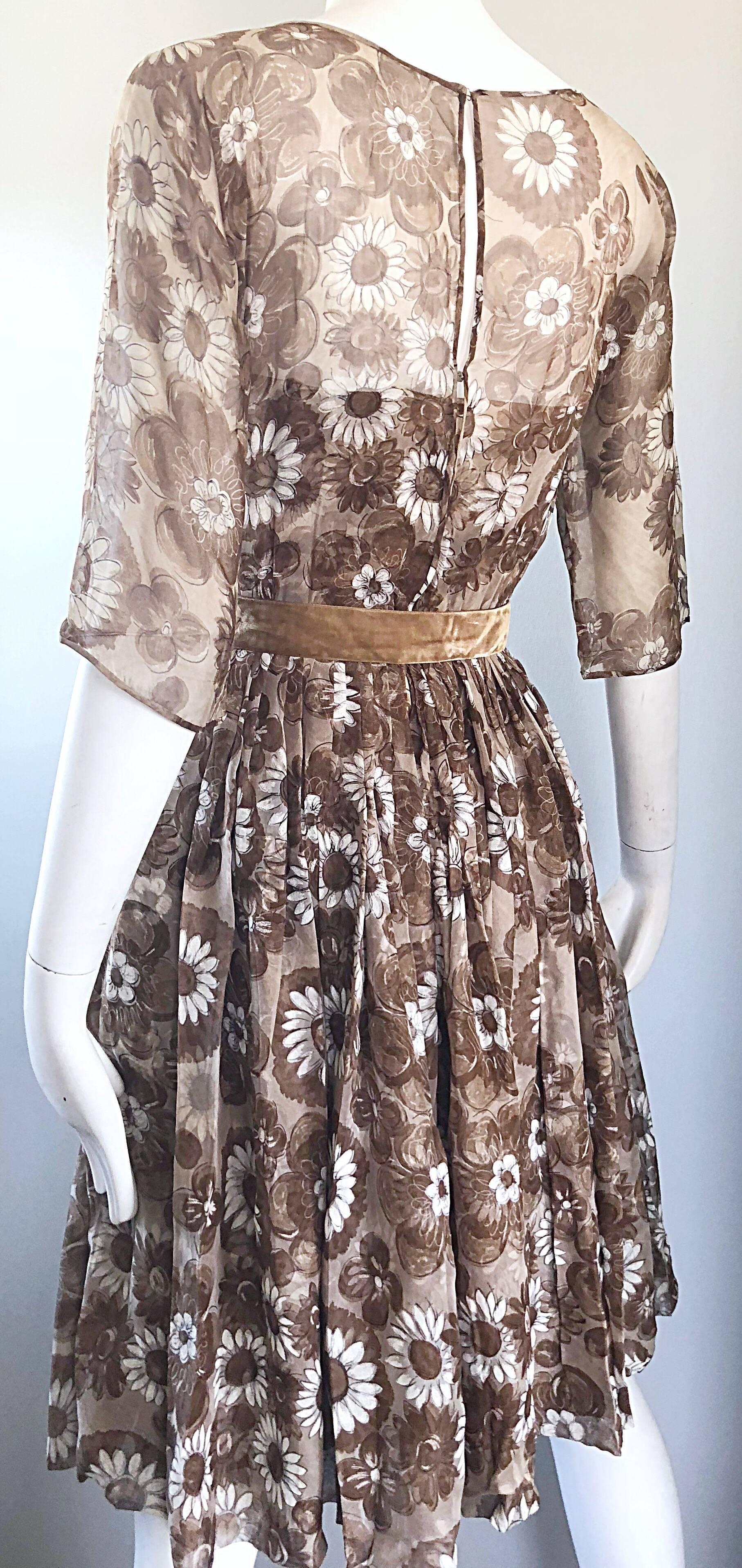 Gorgeous 1950s Saks 5th Avenue Demi Couture Silk Chiffon Beige Vintage 50s Dress For Sale 4