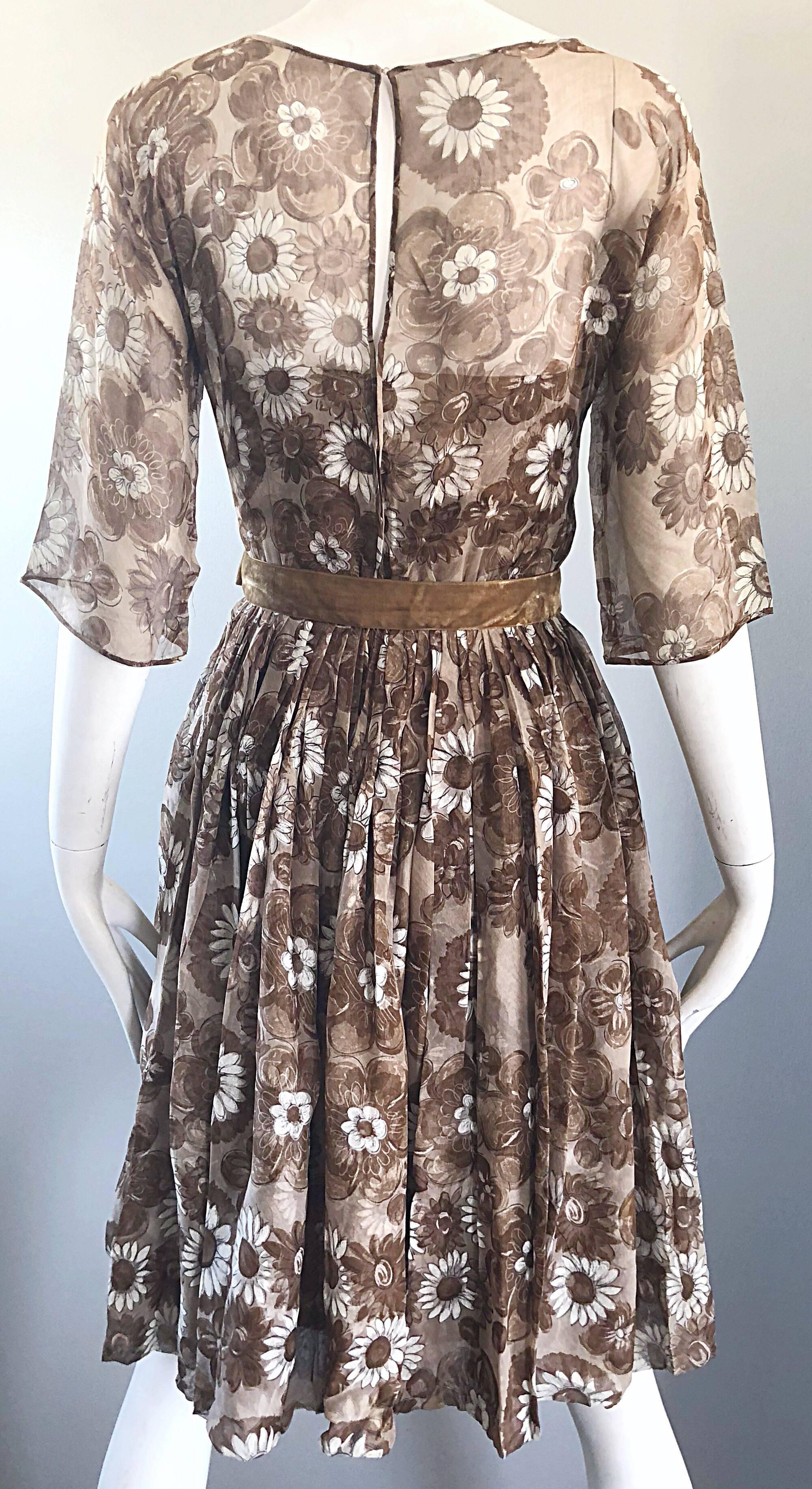 Gorgeous 1950s Saks 5th Avenue Demi Couture Silk Chiffon Beige Vintage 50s Dress For Sale 6