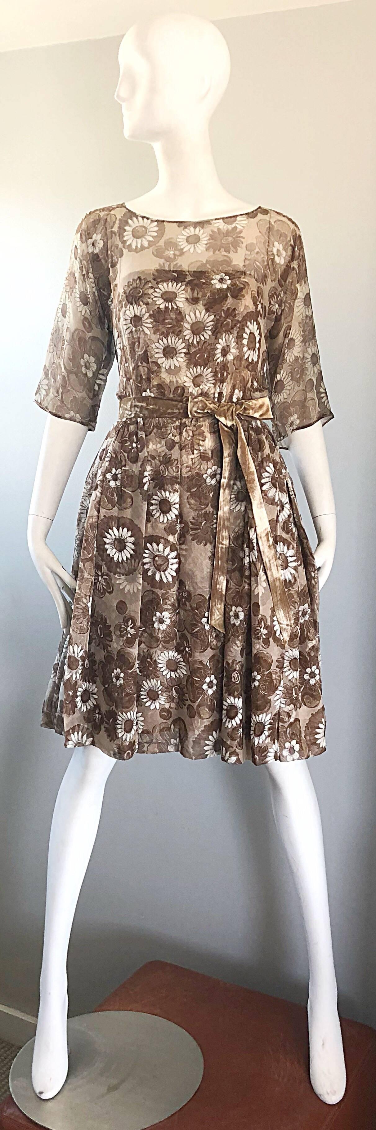 Gorgeous 1950s Saks 5th Avenue Demi Couture Silk Chiffon Beige Vintage 50s Dress For Sale 8