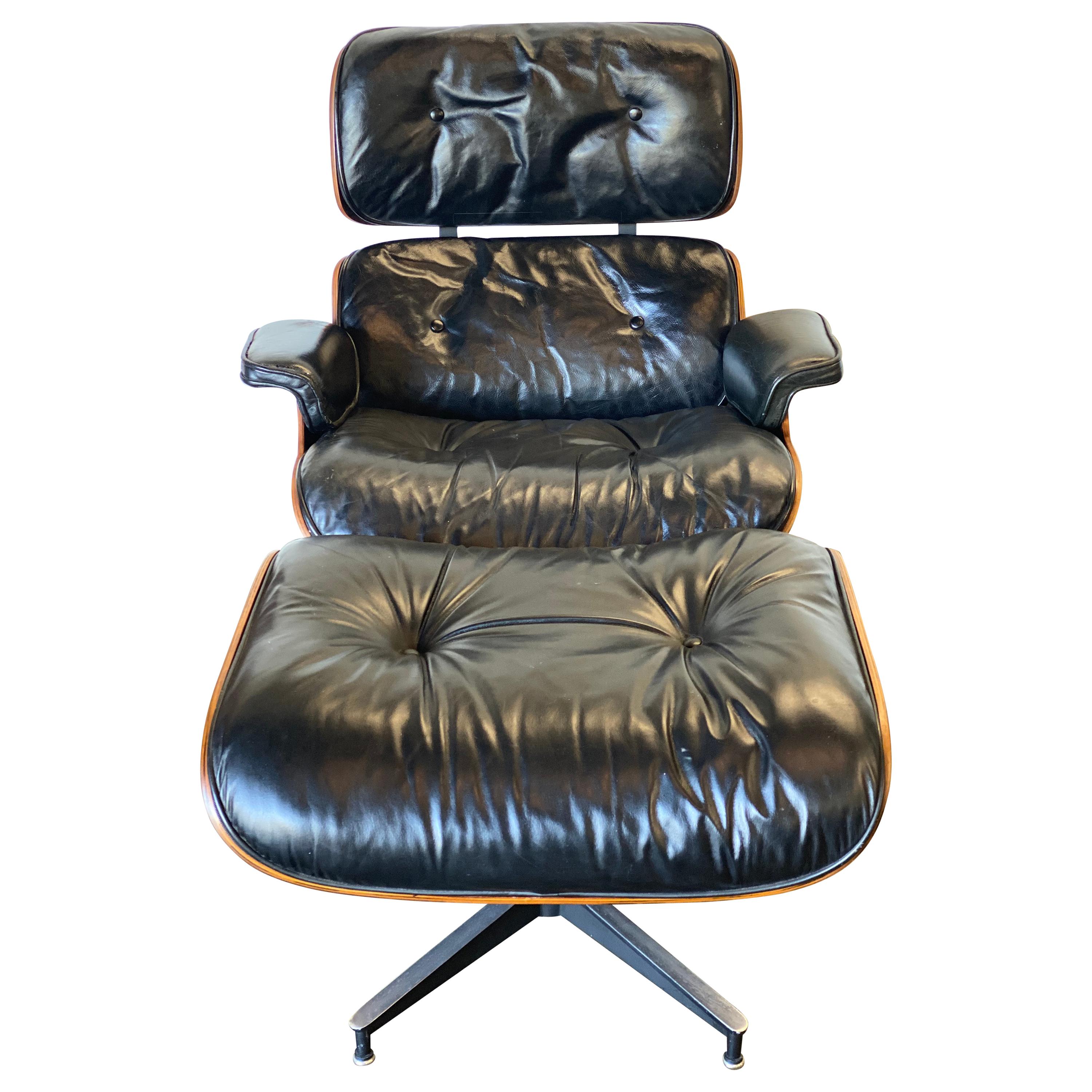 Gorgeous 1960s Herman Miller Eames Lounge Chair and Ottoman