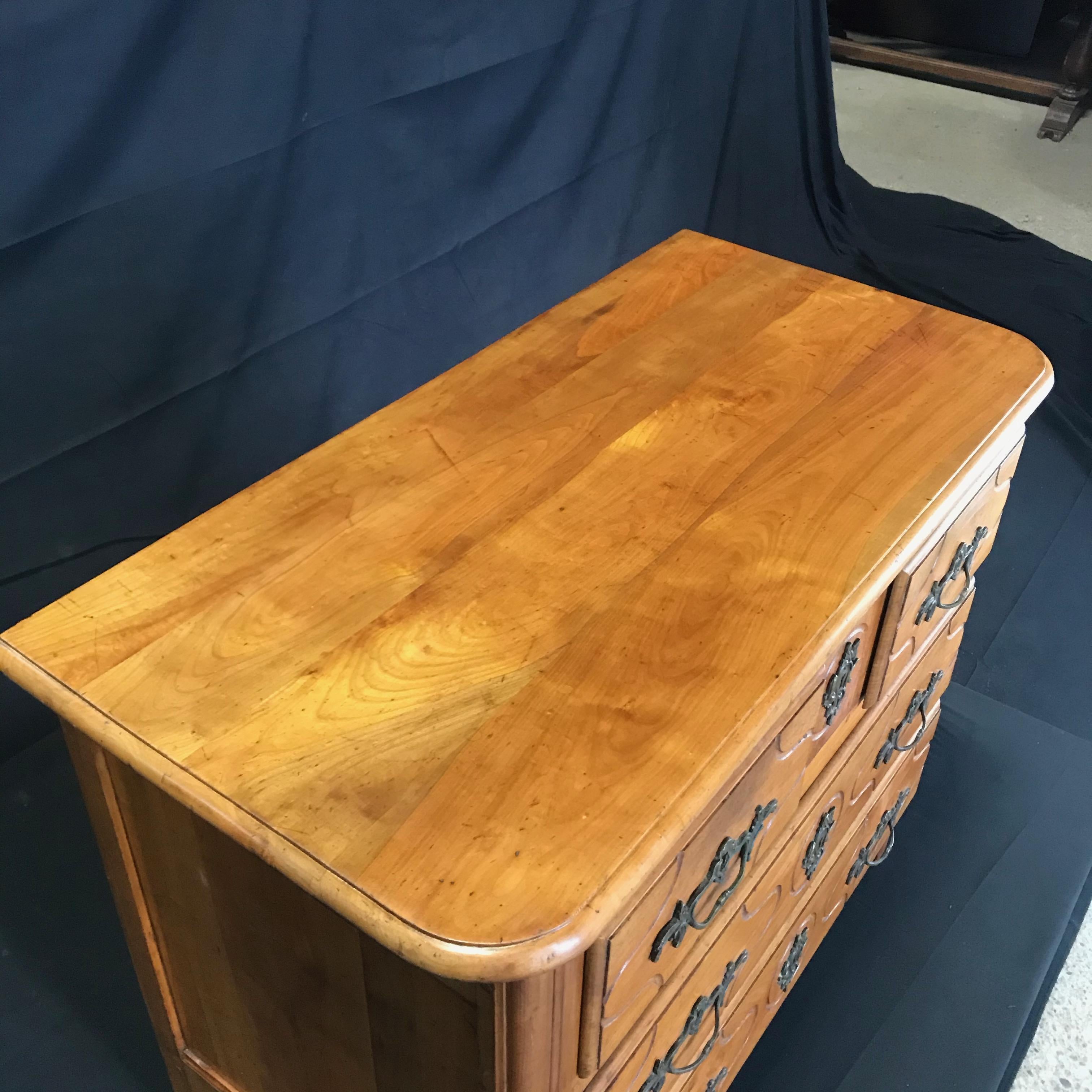 Gorgeous 19th Century Cherry 4-Drawer Commode Chest of Drawers 2