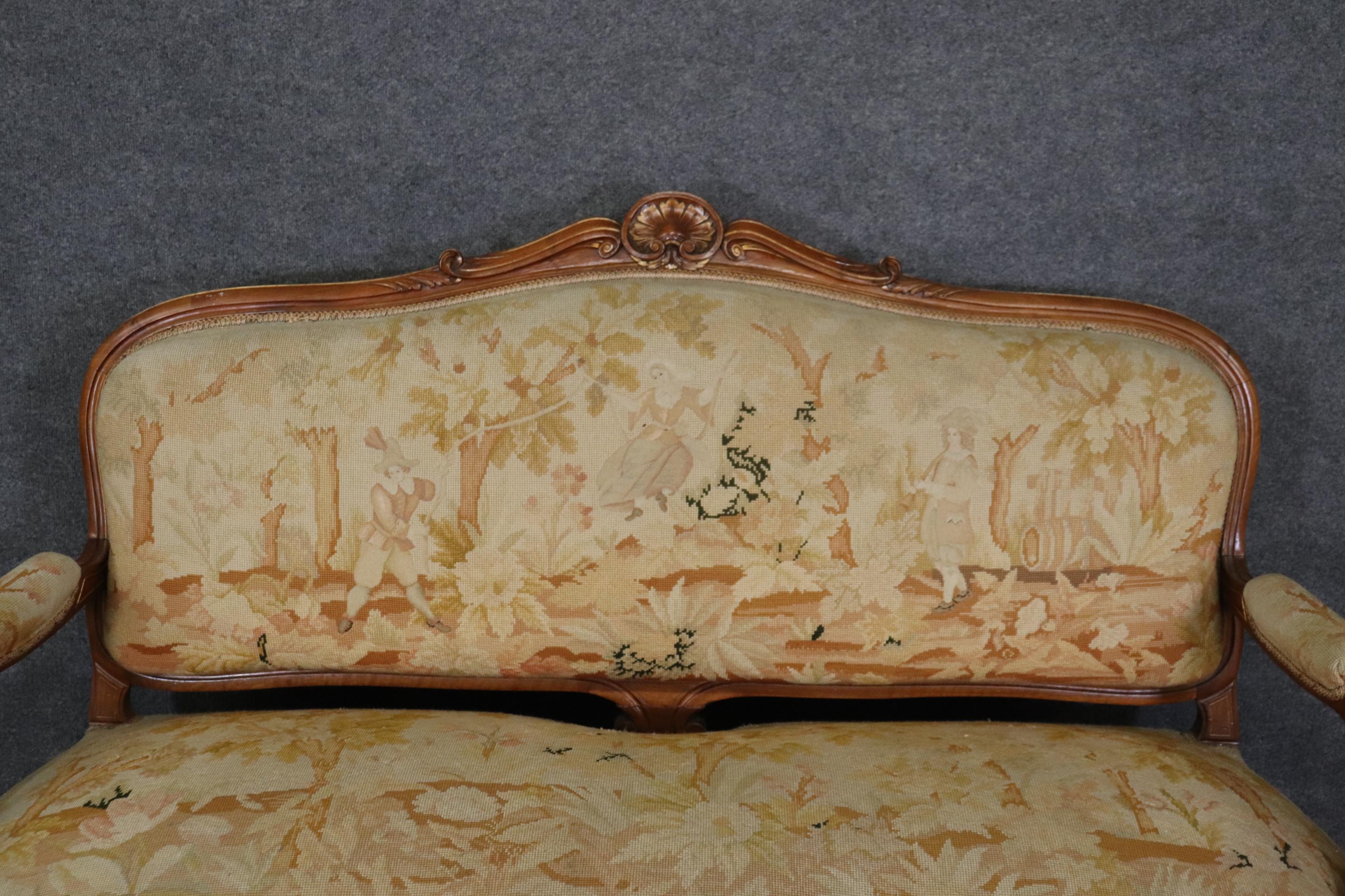 Gorgeous 19th Century French Carved Louis XV Needlepoint Upholstered Settee  For Sale 1