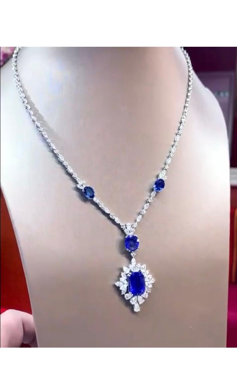 AIG Certified 15.15 Carats Ceylon Sapphires Diamonds 5.15 Ct 18k Gold Necklace For Sale 1