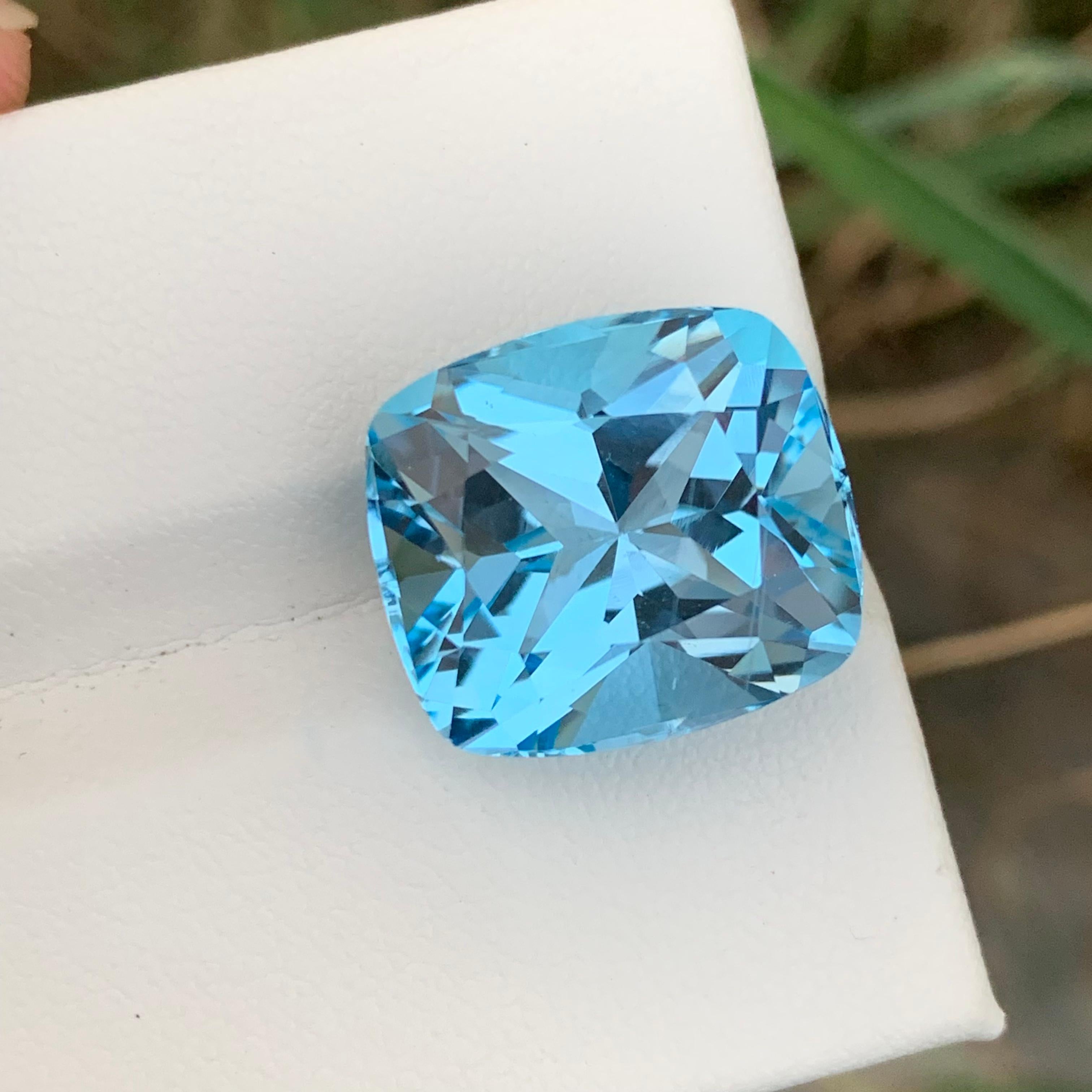 Gorgeous 22.25 Carats Faceted Sky Blue Topaz Cushion Cut Gem From Brazil Mine  For Sale 12