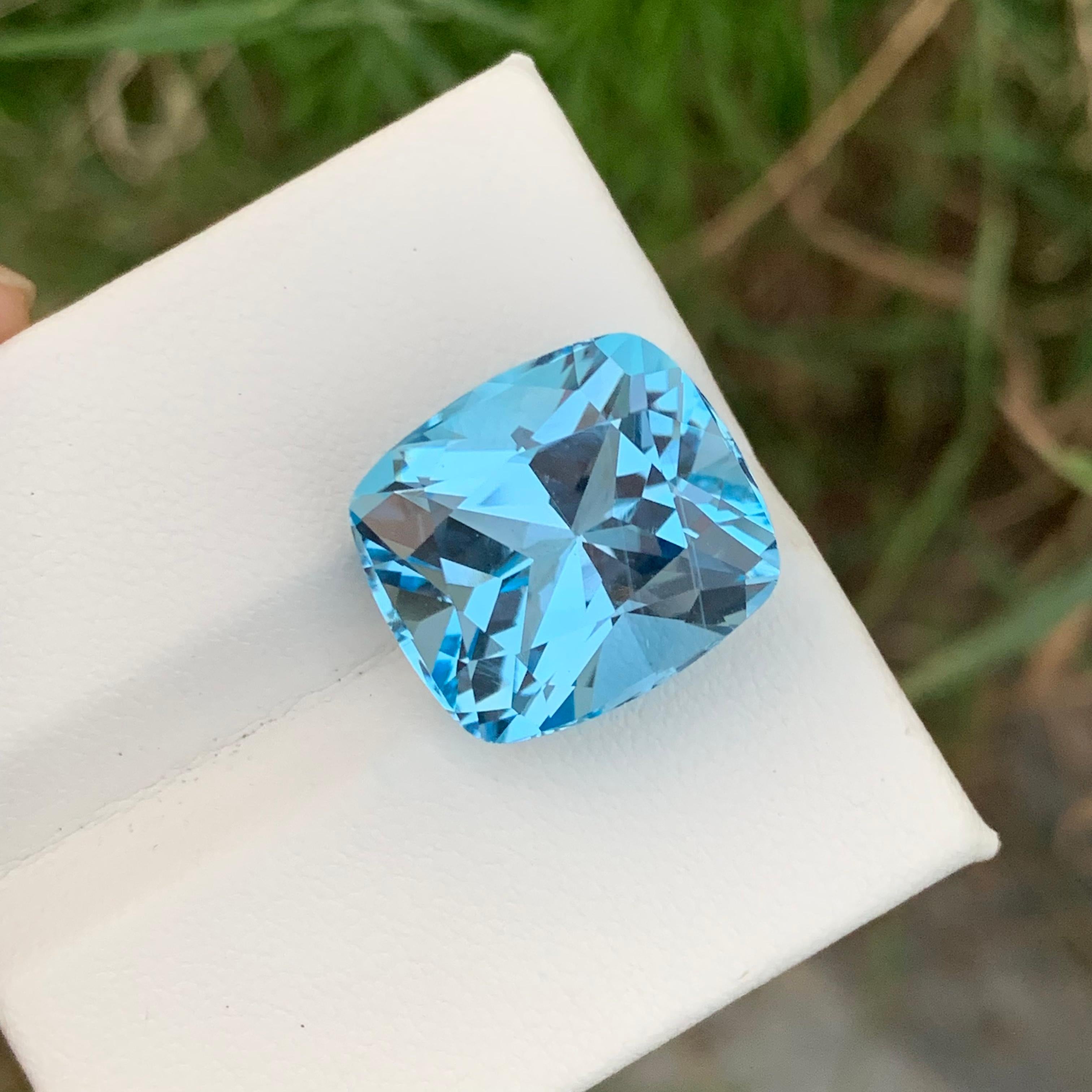 cushion cut topaz