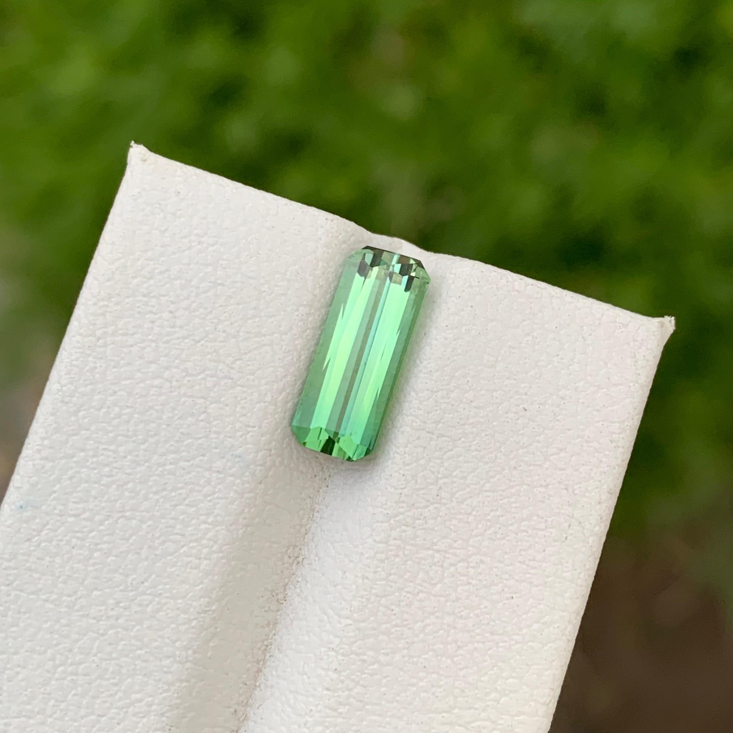 Gorgeous 2.25 Carats Natural Loose Mint Green Tourmaline Long Emerald Shape Gem For Sale 4